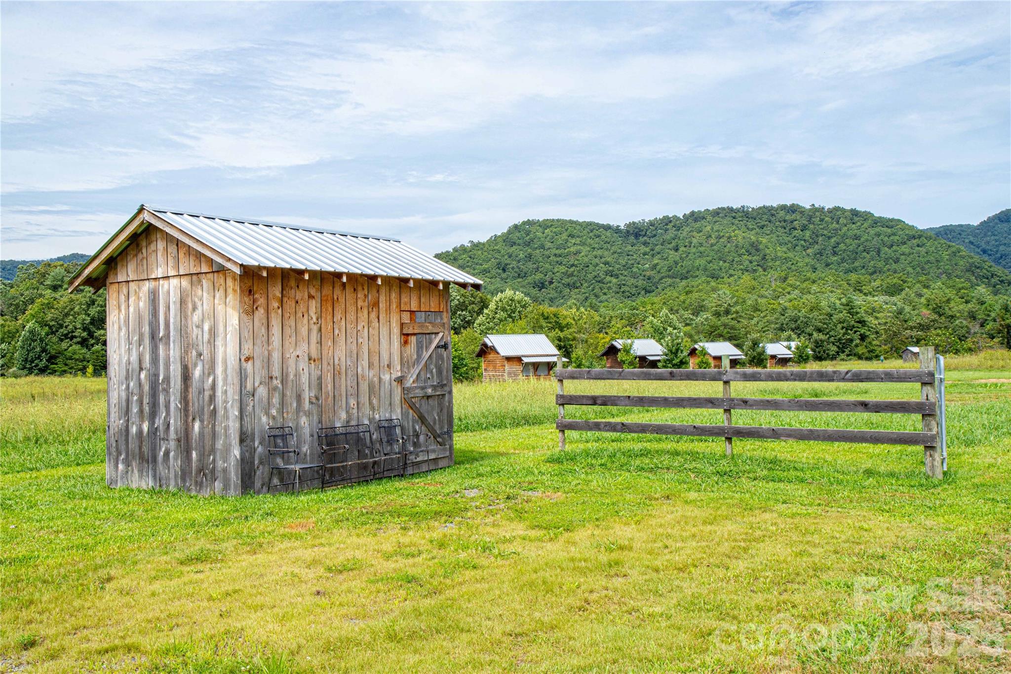 1295 Paint Rock Road Property Photo 8