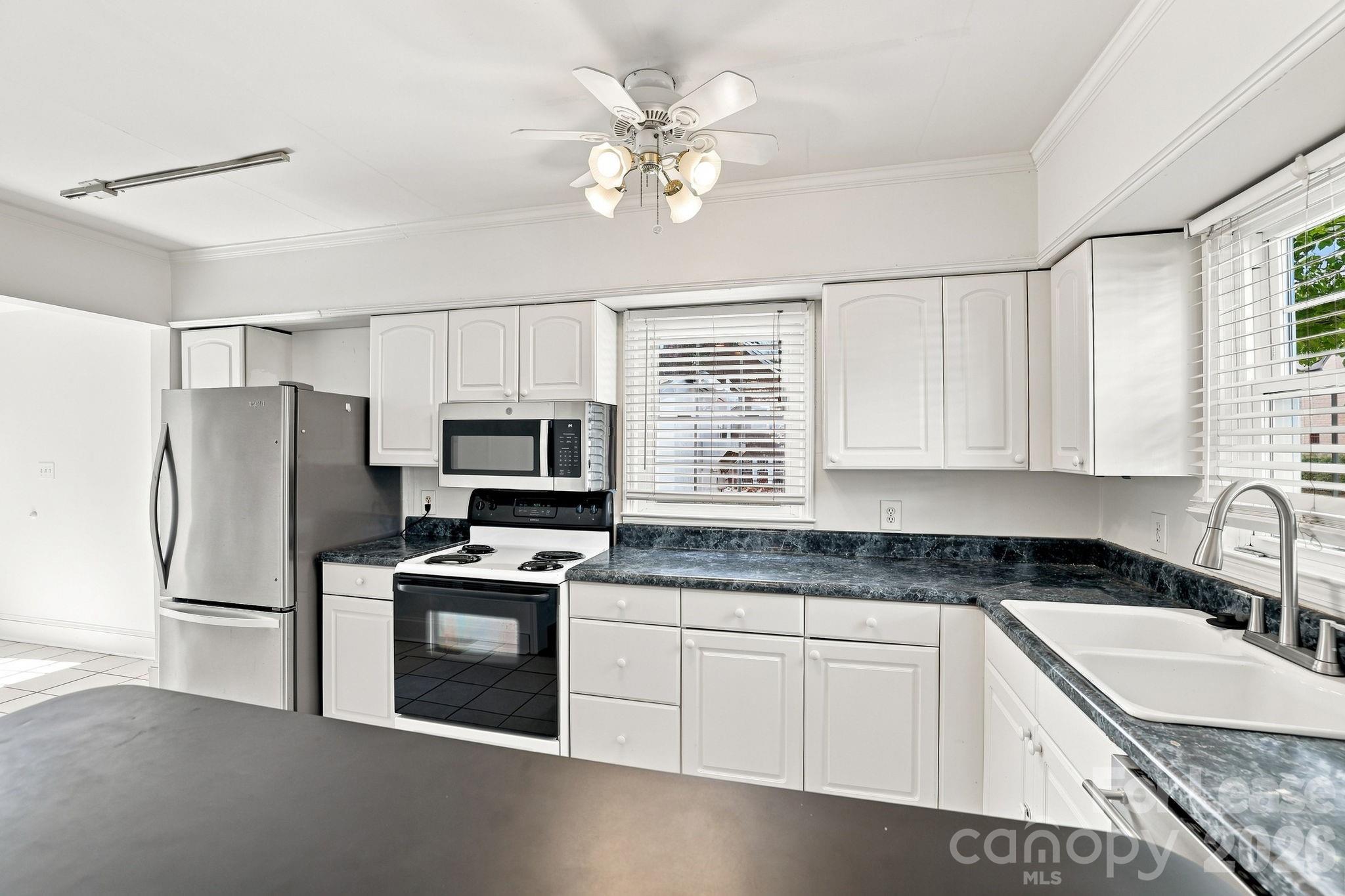 513 Atherton Street Property Photo 12