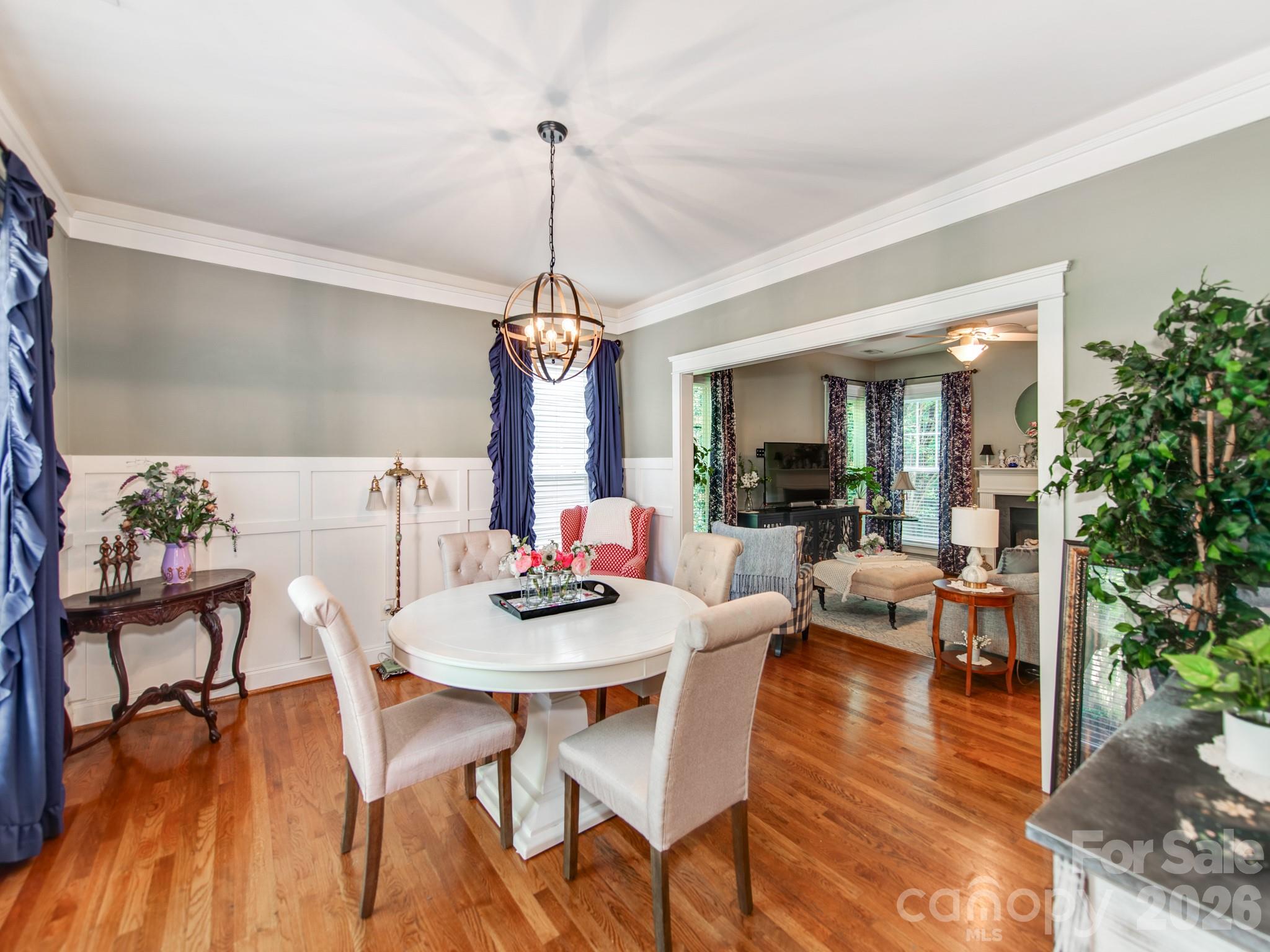 16415 Kelly Park Circle Property Photo 14