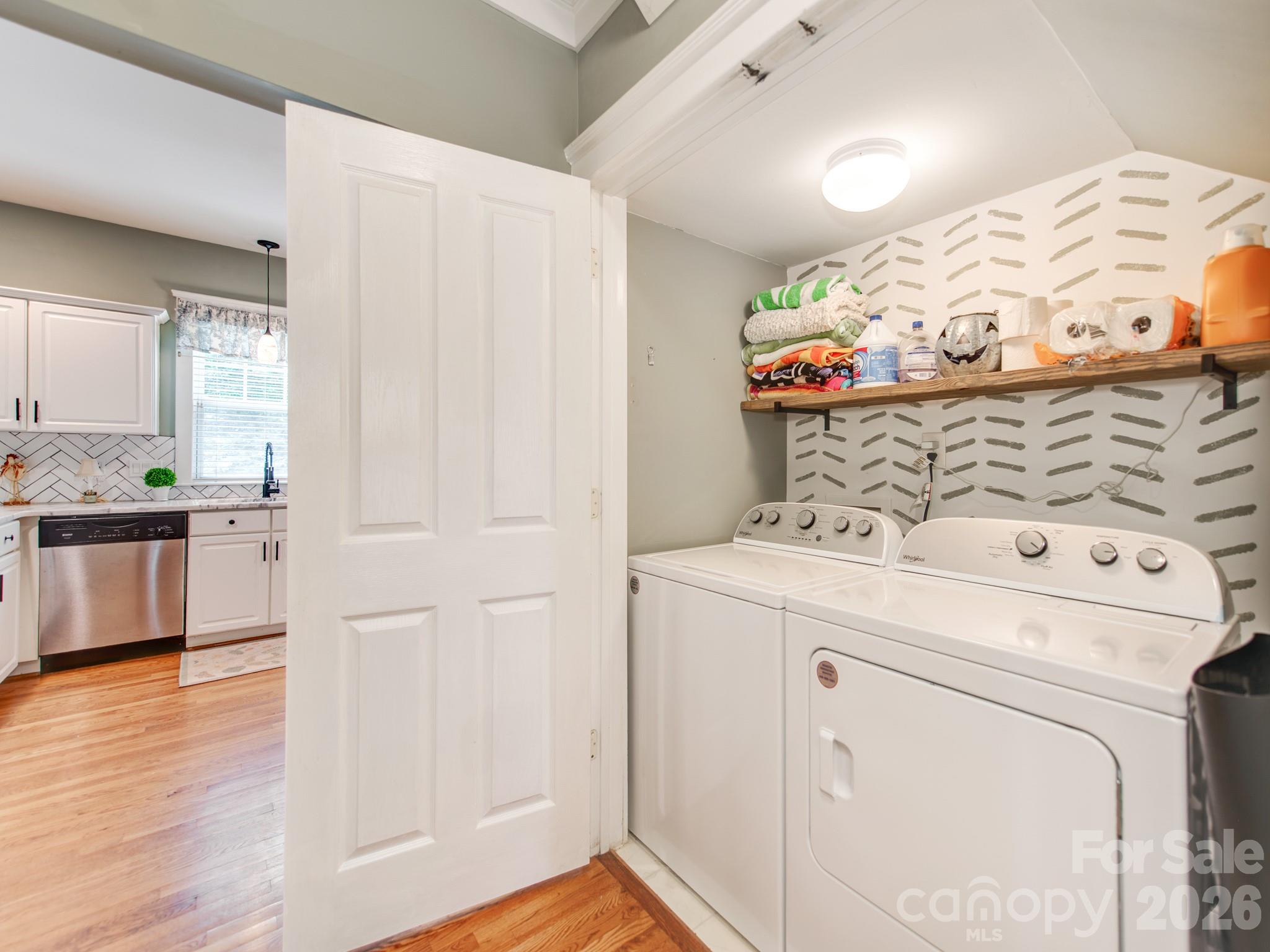 16415 Kelly Park Circle Property Photo 18