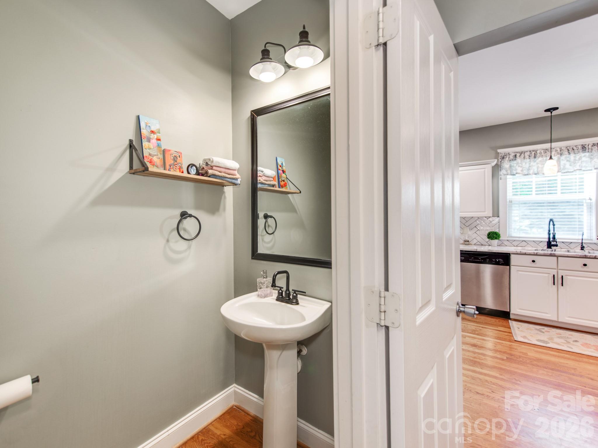 16415 Kelly Park Circle Property Photo 20