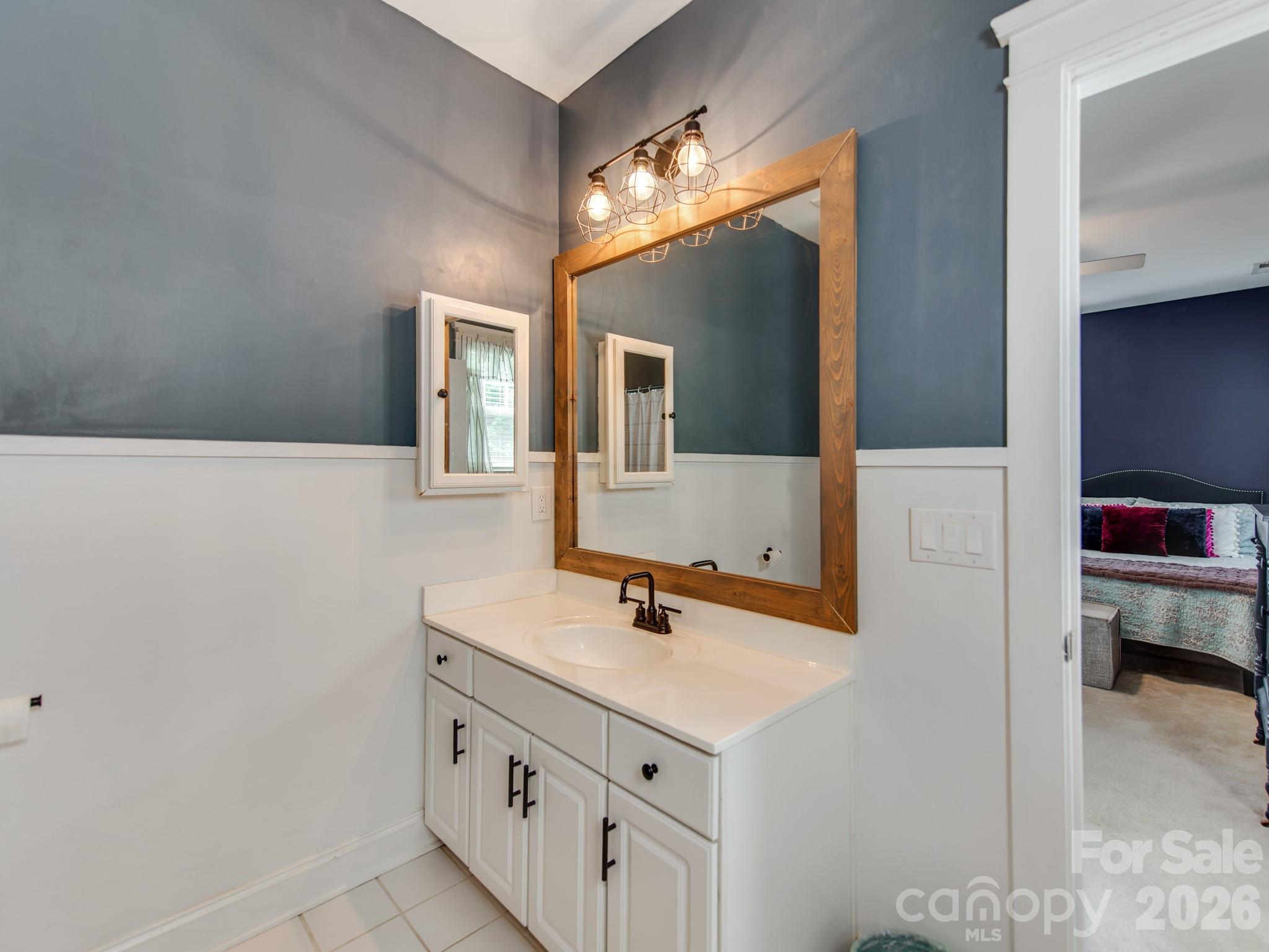 16415 Kelly Park Circle Property Photo 24