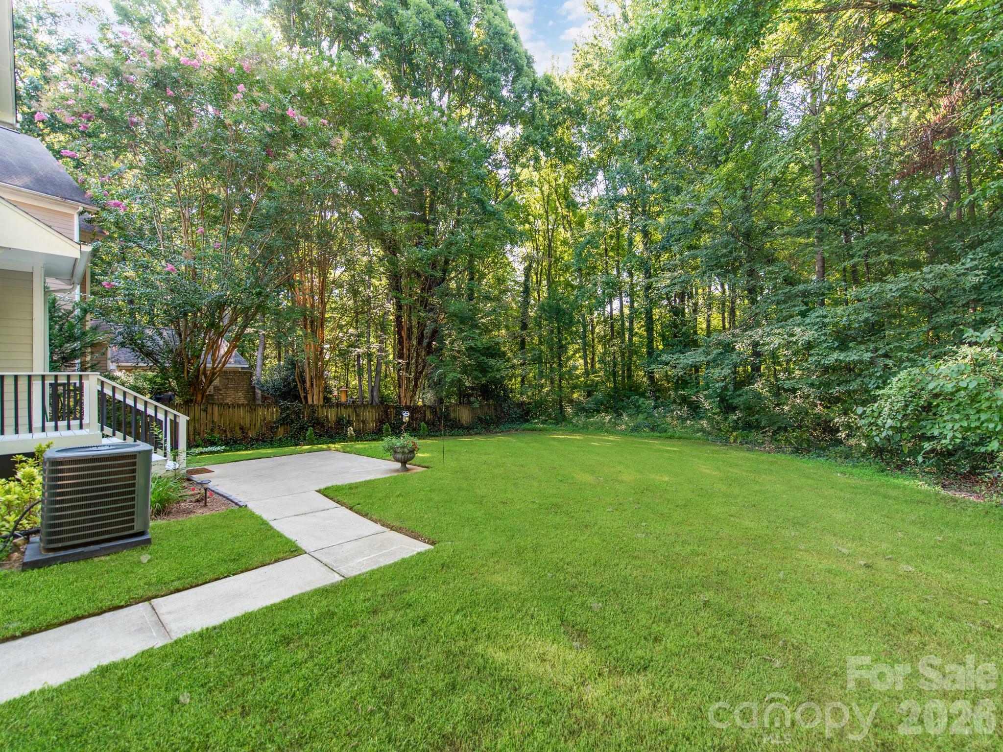 16415 Kelly Park Circle Property Photo 31