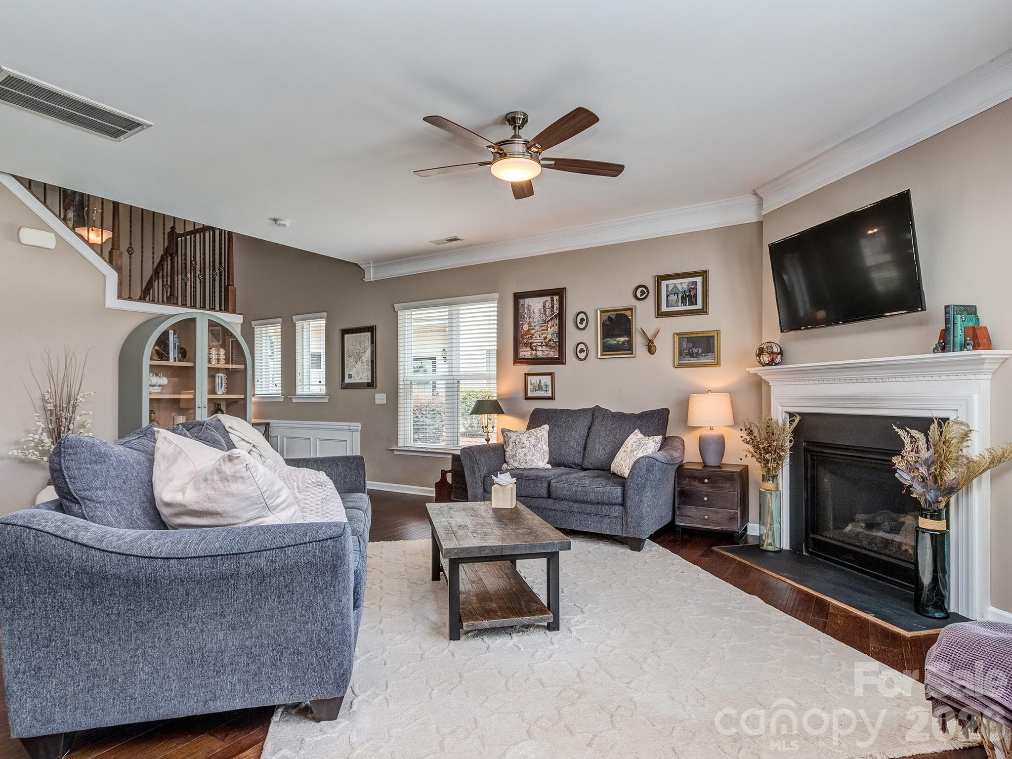 4128 Park South Station Boulevard Property Photo 6