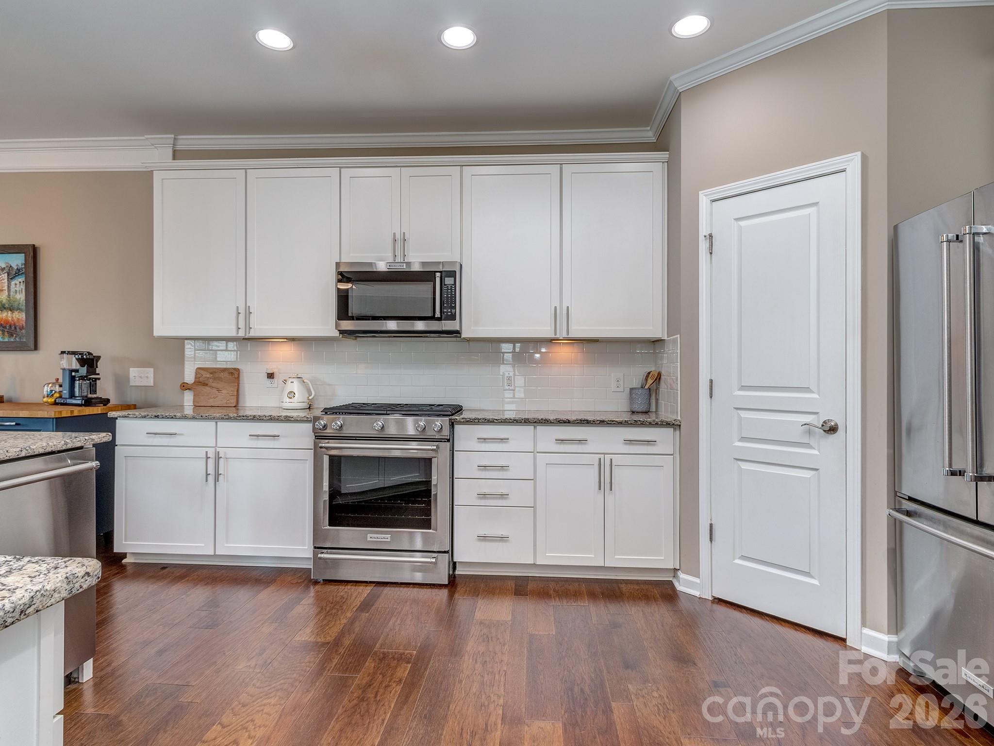 4128 Park South Station Boulevard Property Photo 10