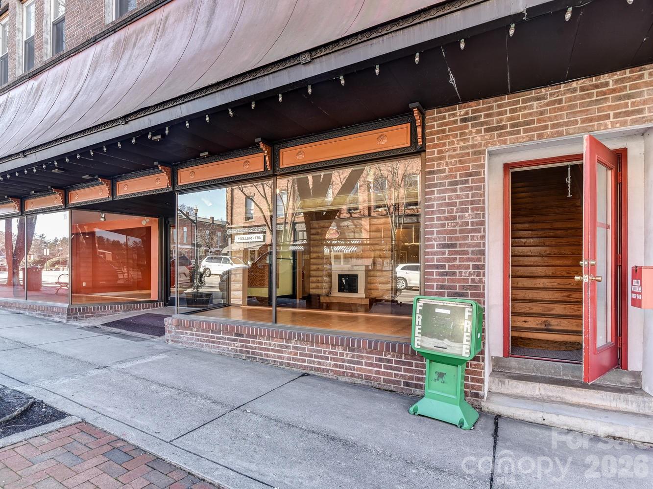 15 W Main Street Property Photo 8