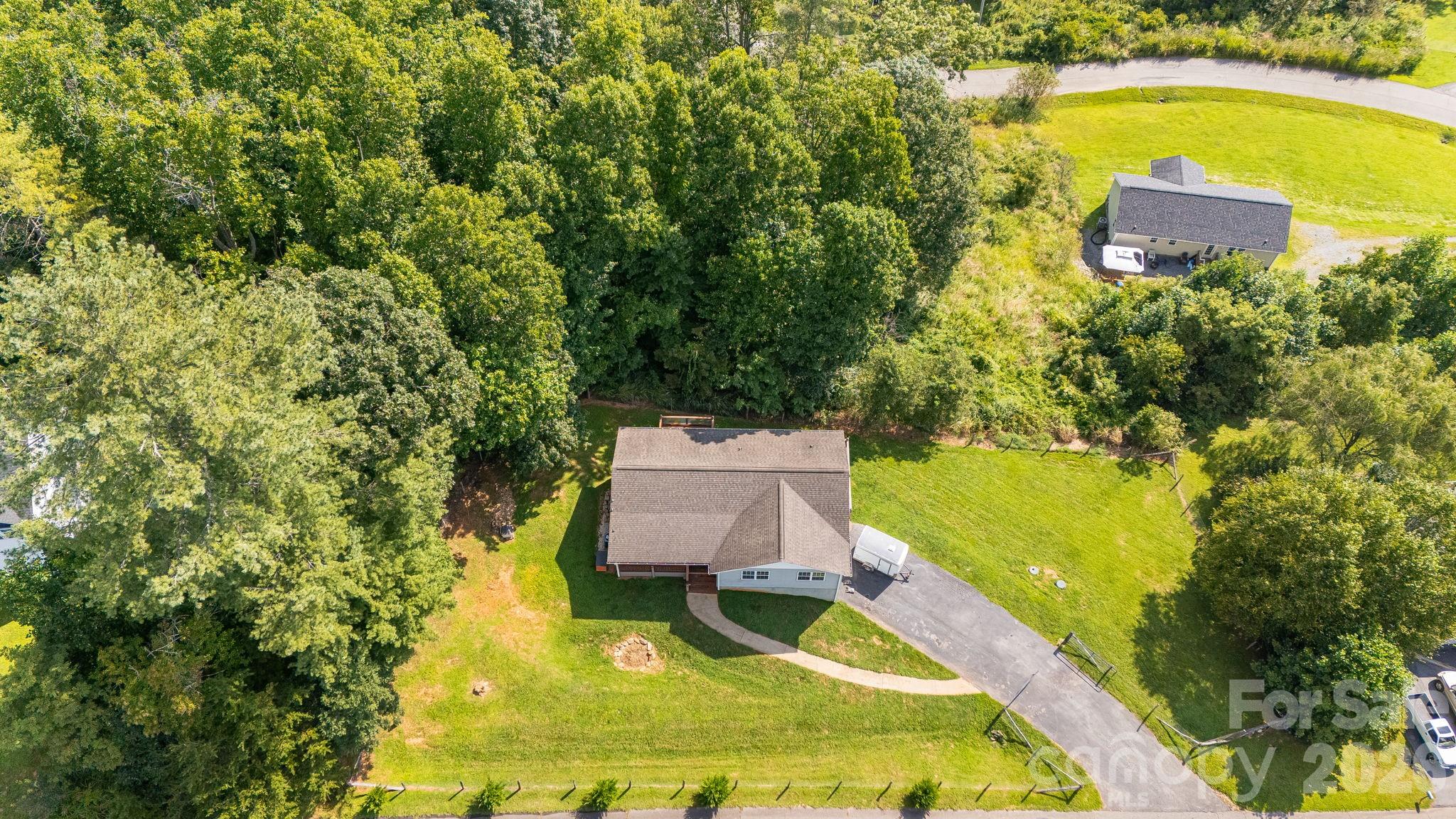 184 Scarlett Ridge Drive Property Photo 3