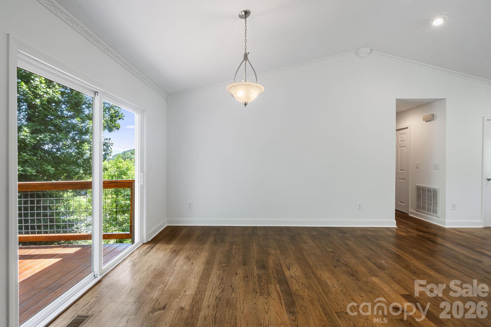 184 Scarlett Ridge Drive Property Photo 12