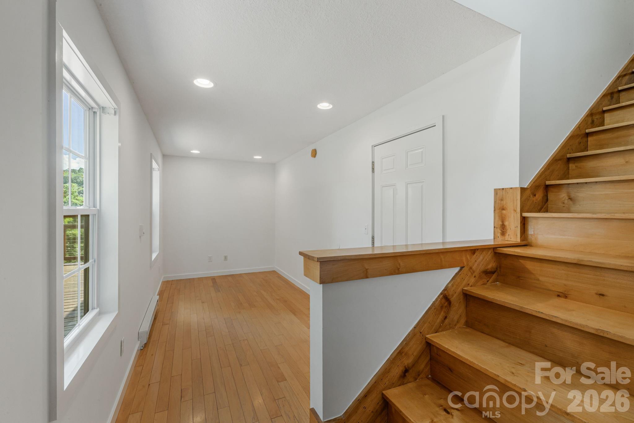 184 Scarlett Ridge Drive Property Photo 33