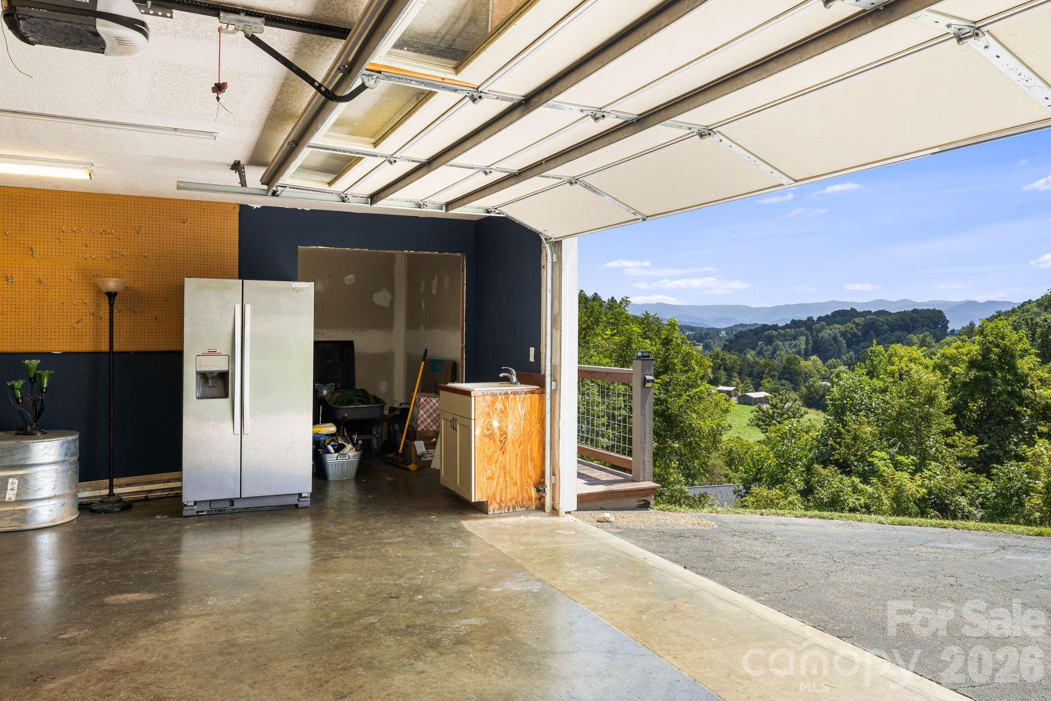 184 Scarlett Ridge Drive Property Photo 39
