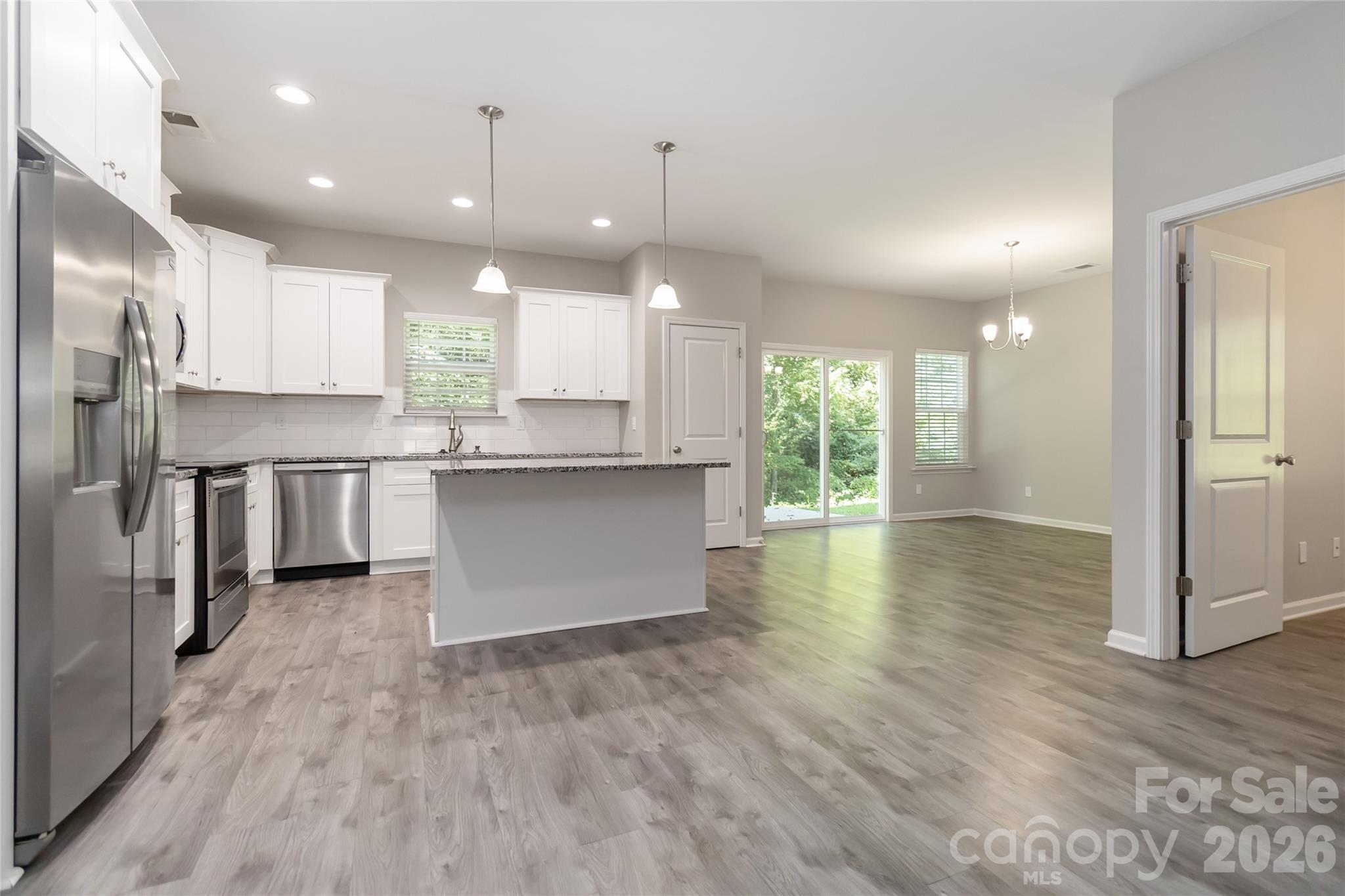 7623 Reames Road Property Photo 7