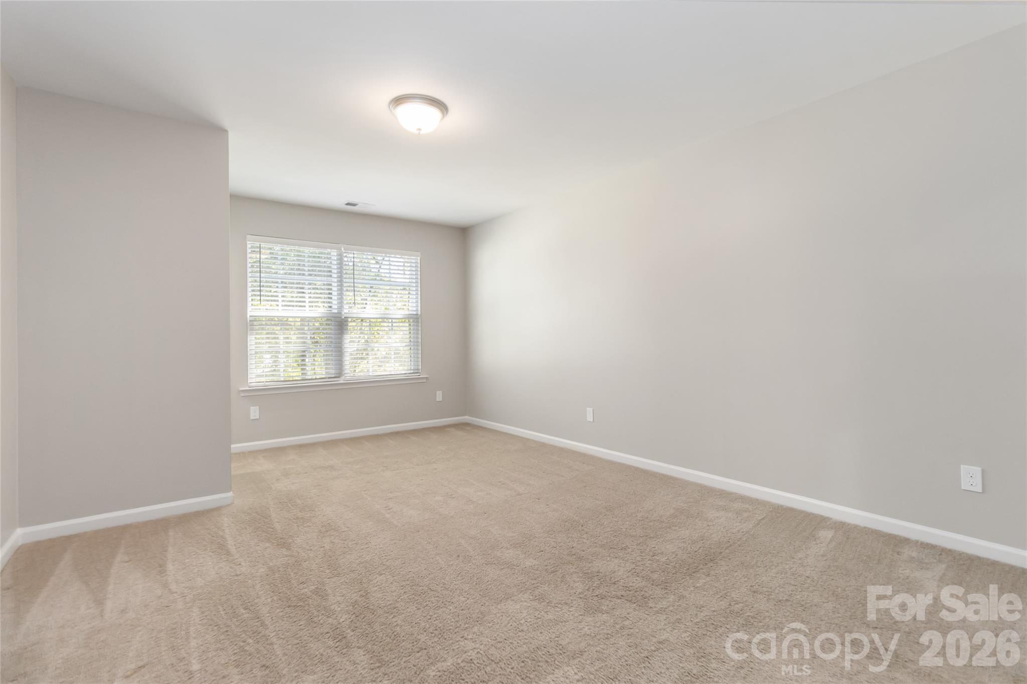 7623 Reames Road Property Photo 12