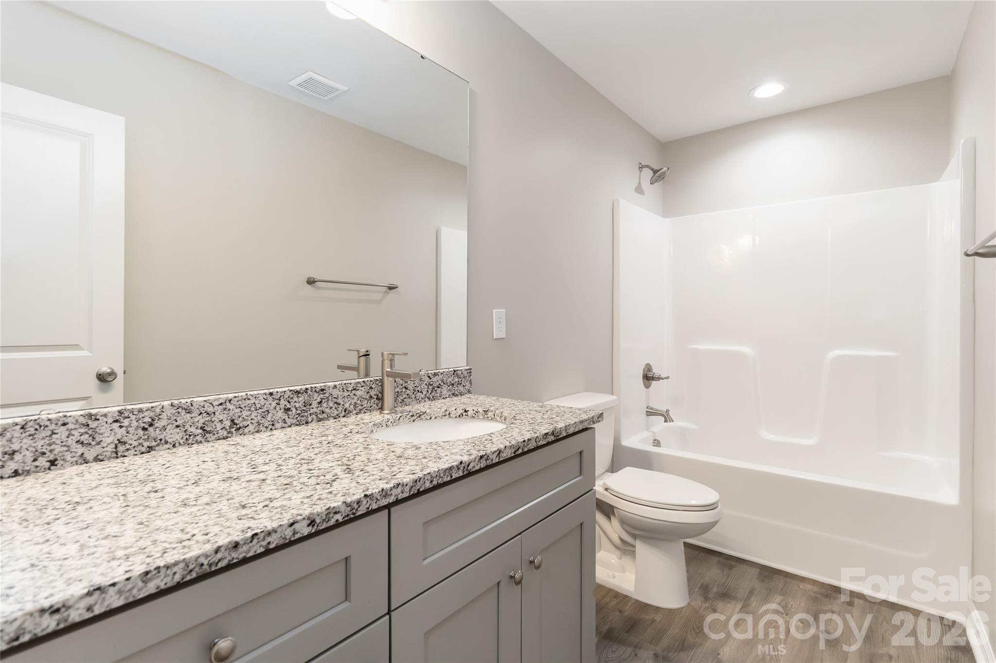 7623 Reames Road Property Photo 13