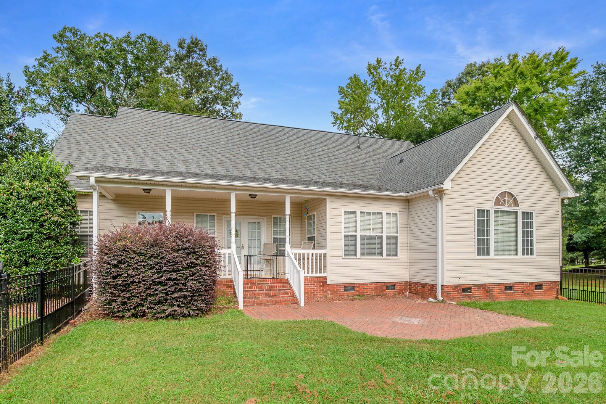 3697 Travertine Drive Property Photo 4