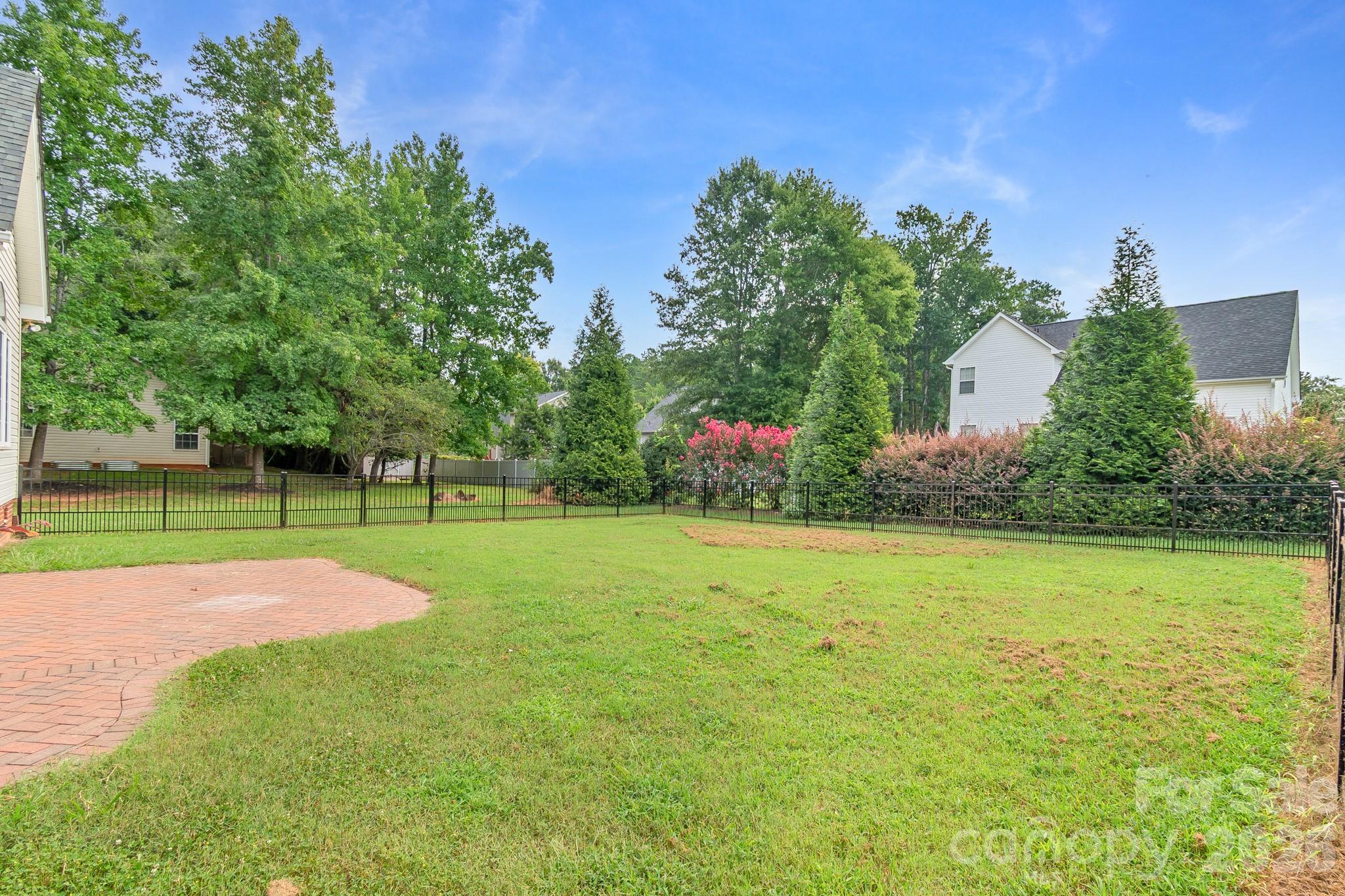 3697 Travertine Drive Property Photo 6