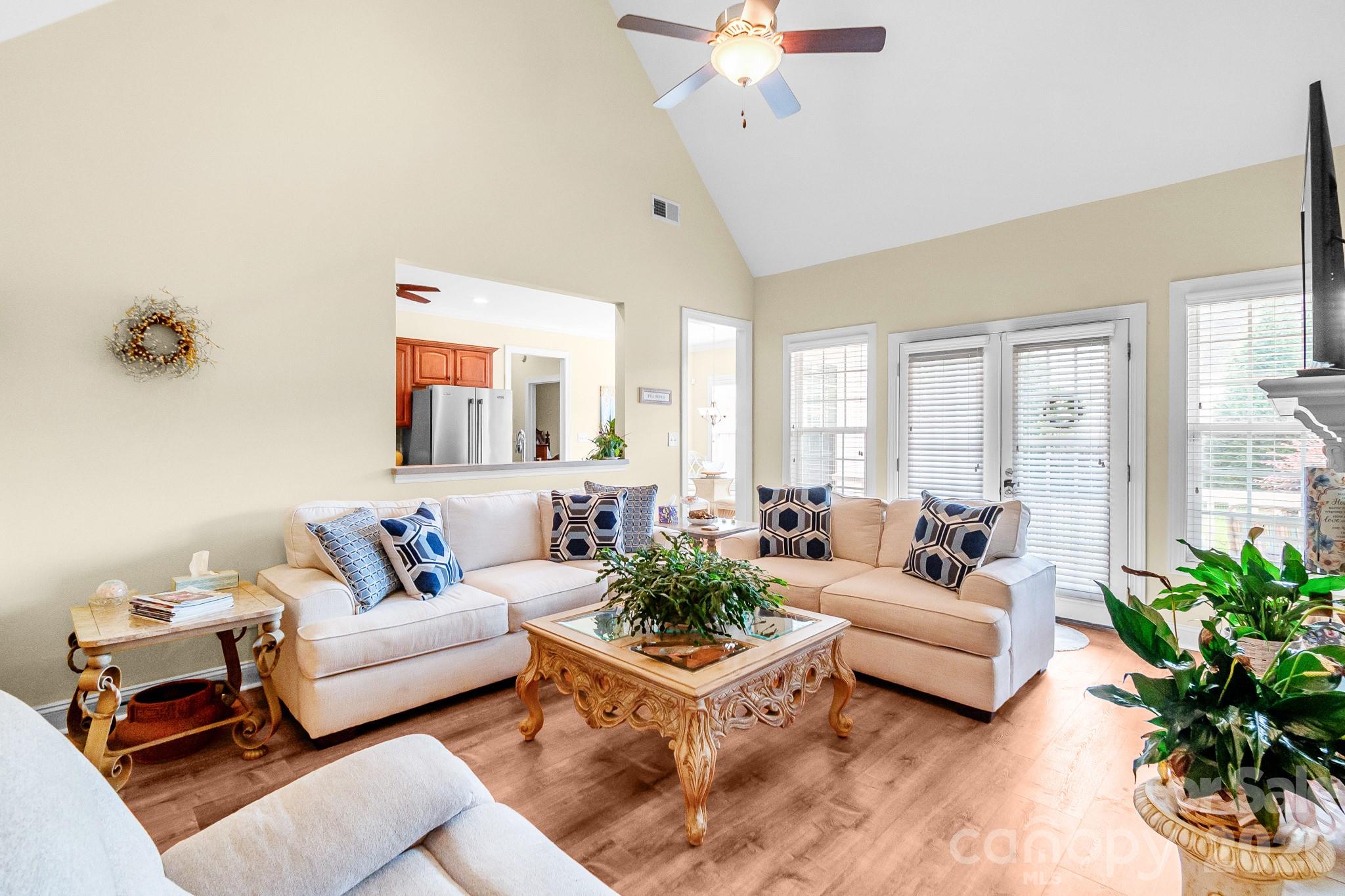 3697 Travertine Drive Property Photo 12