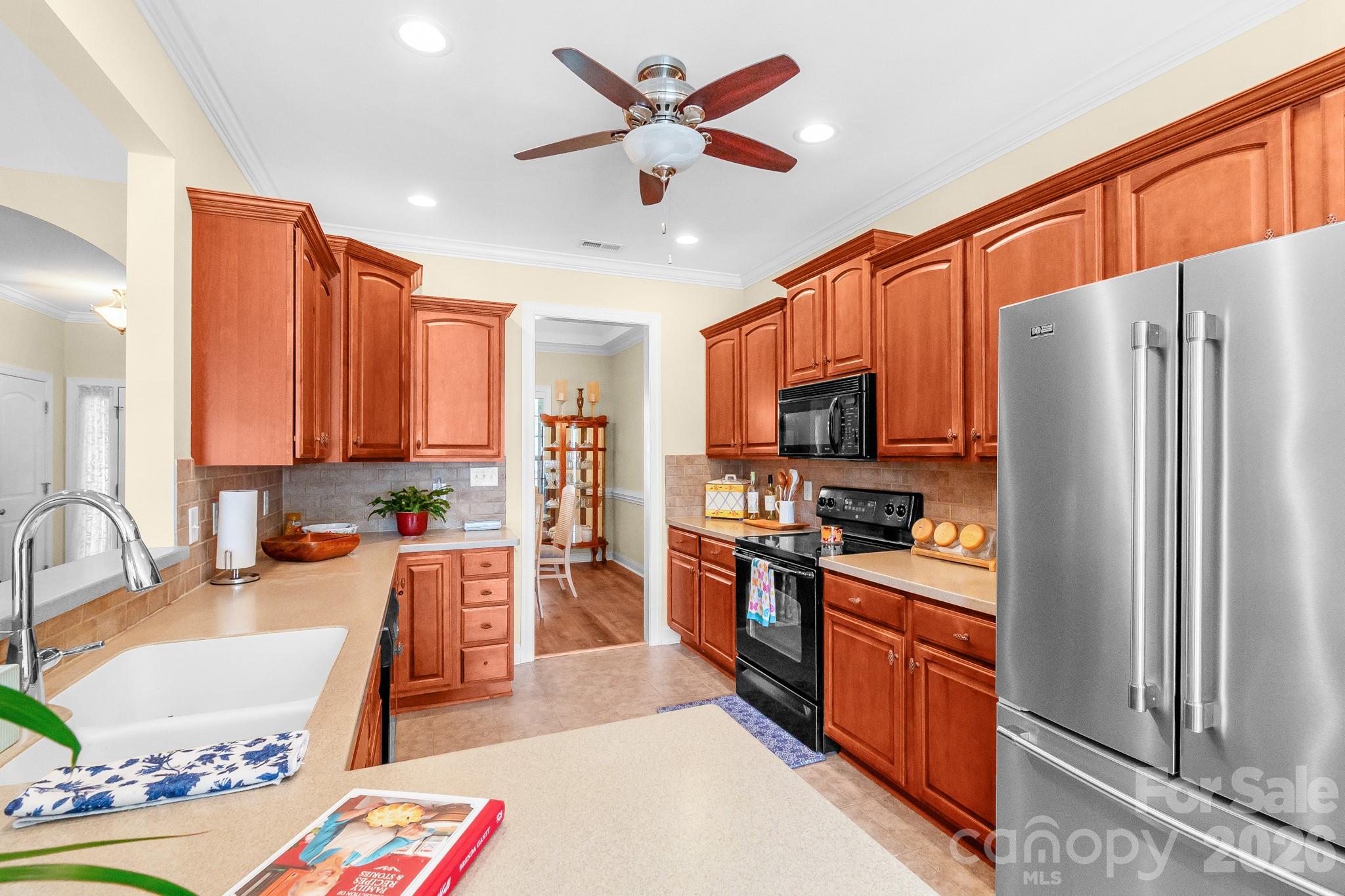 3697 Travertine Drive Property Photo 15