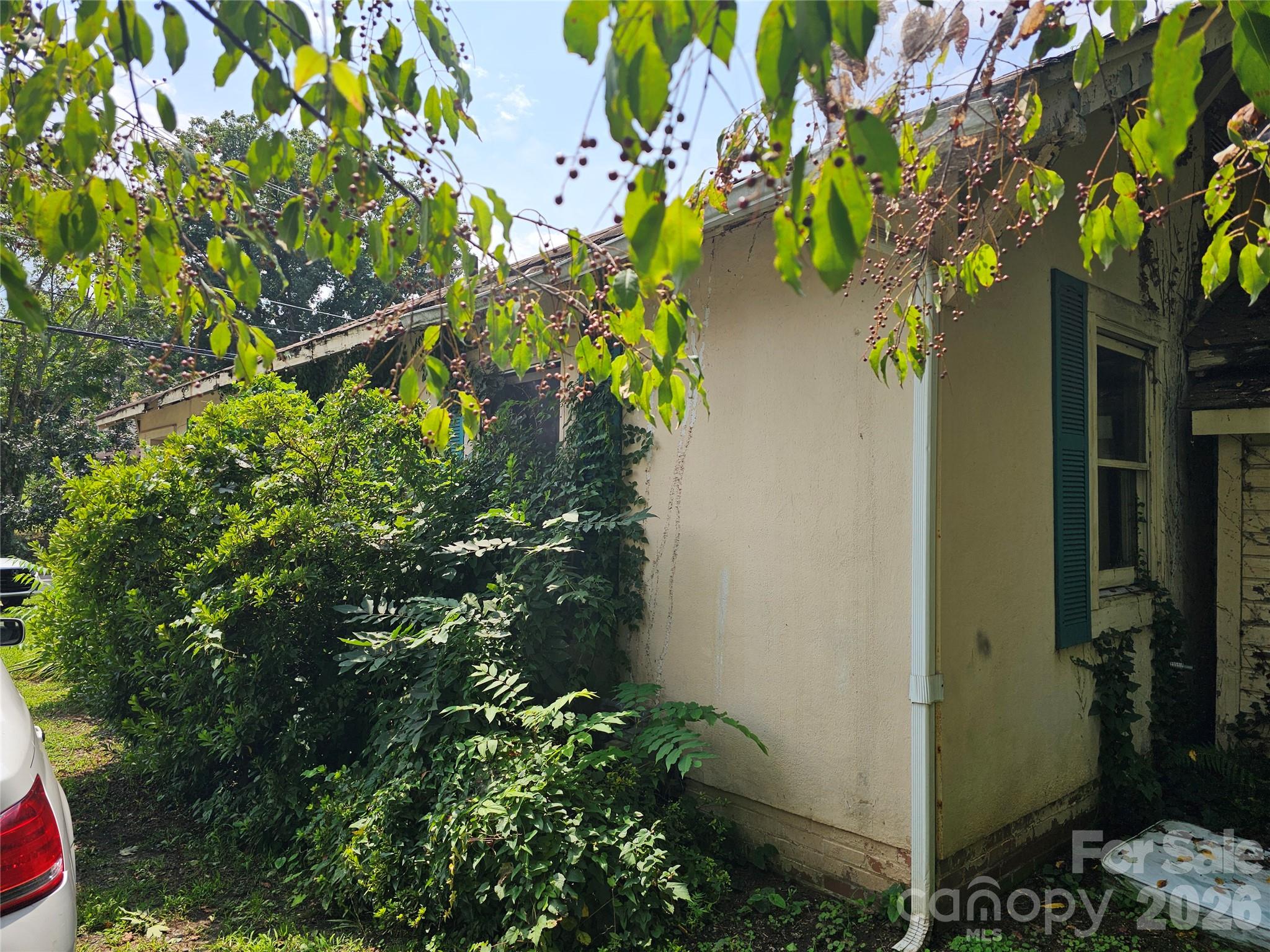 504 Nw Hospital Avenue Property Photo 4