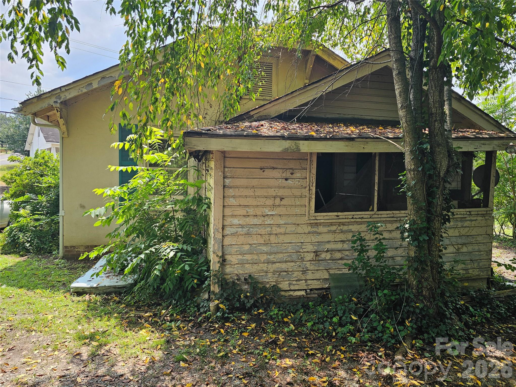 504 Nw Hospital Avenue Property Photo 6