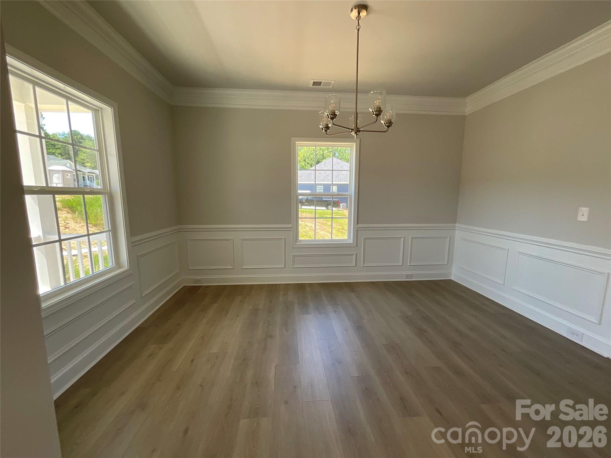 1590 Autumn Lane 116 Property Photo 3