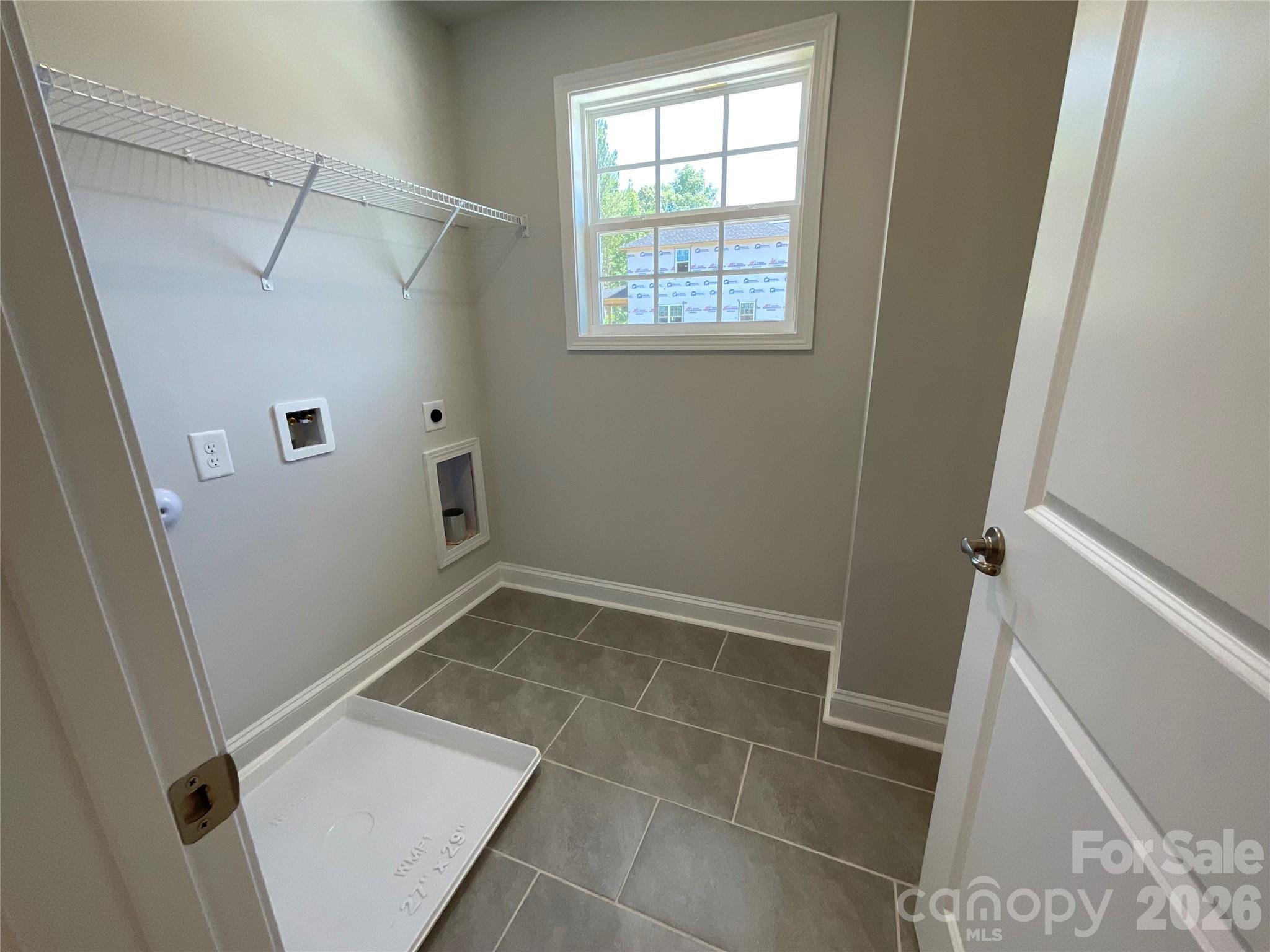 1590 Autumn Lane 116 Property Photo 13