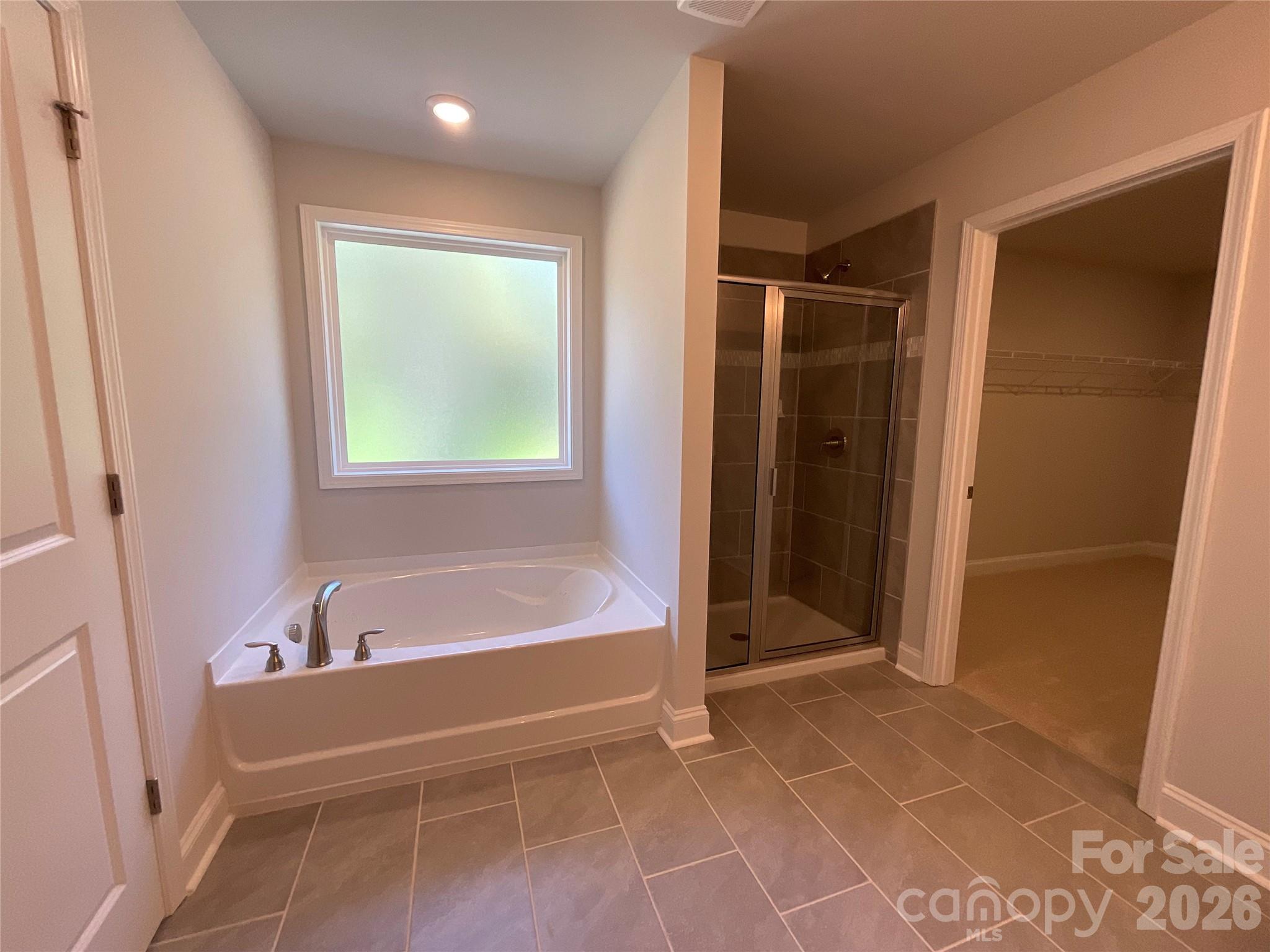 1590 Autumn Lane 116 Property Photo 29