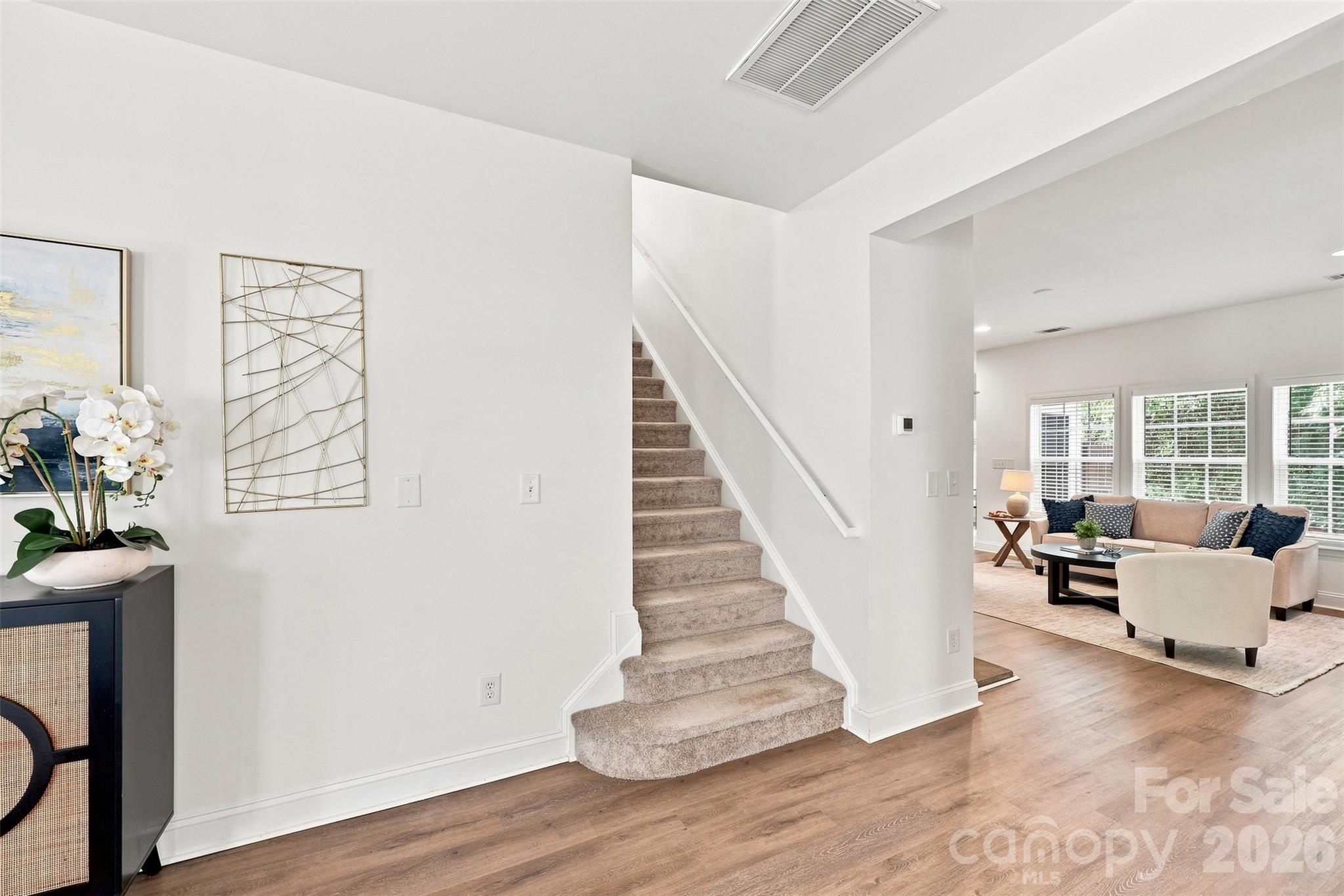 15614 Normans Landing Drive Property Photo 14