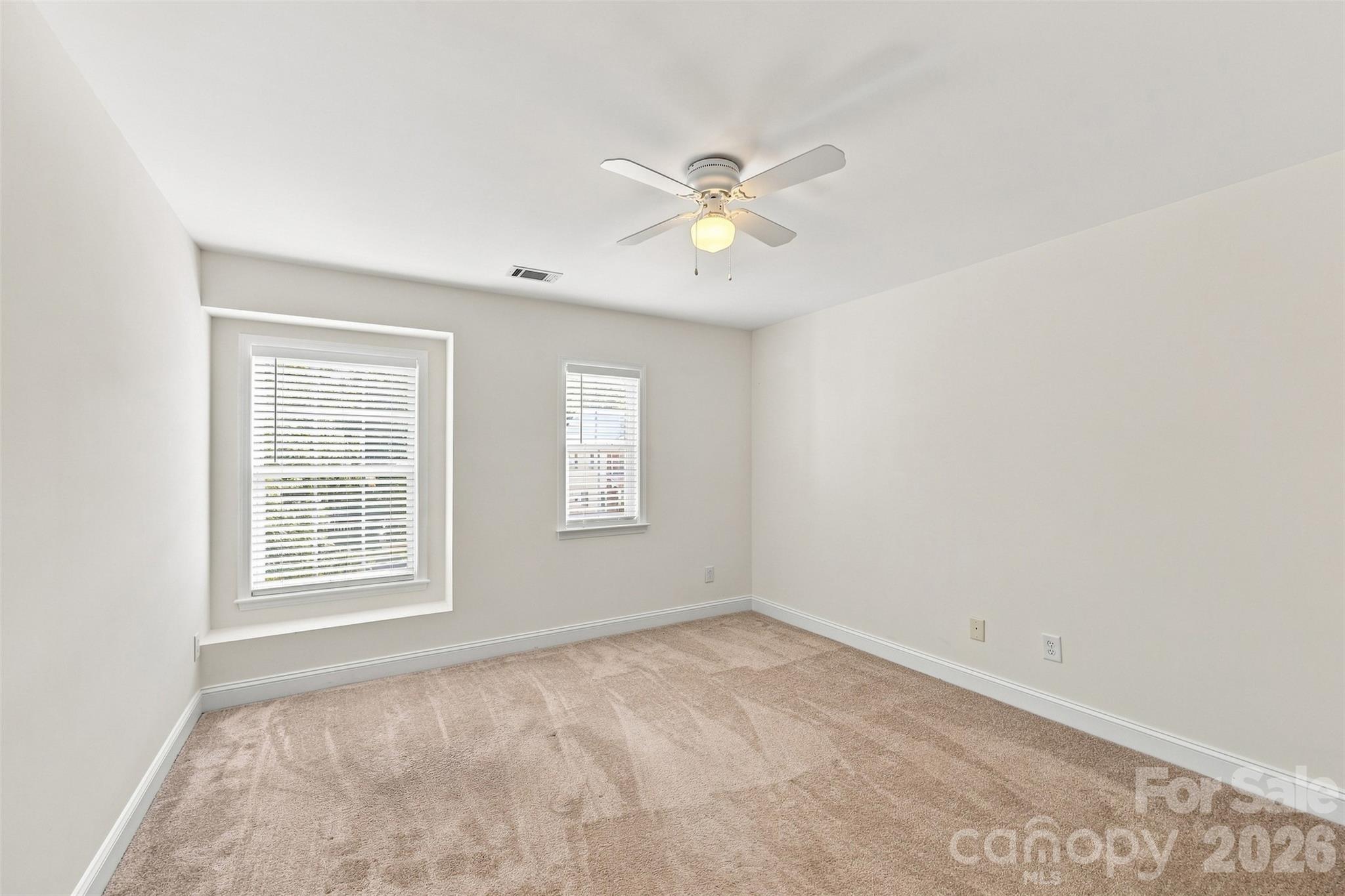 15614 Normans Landing Drive Property Photo 23