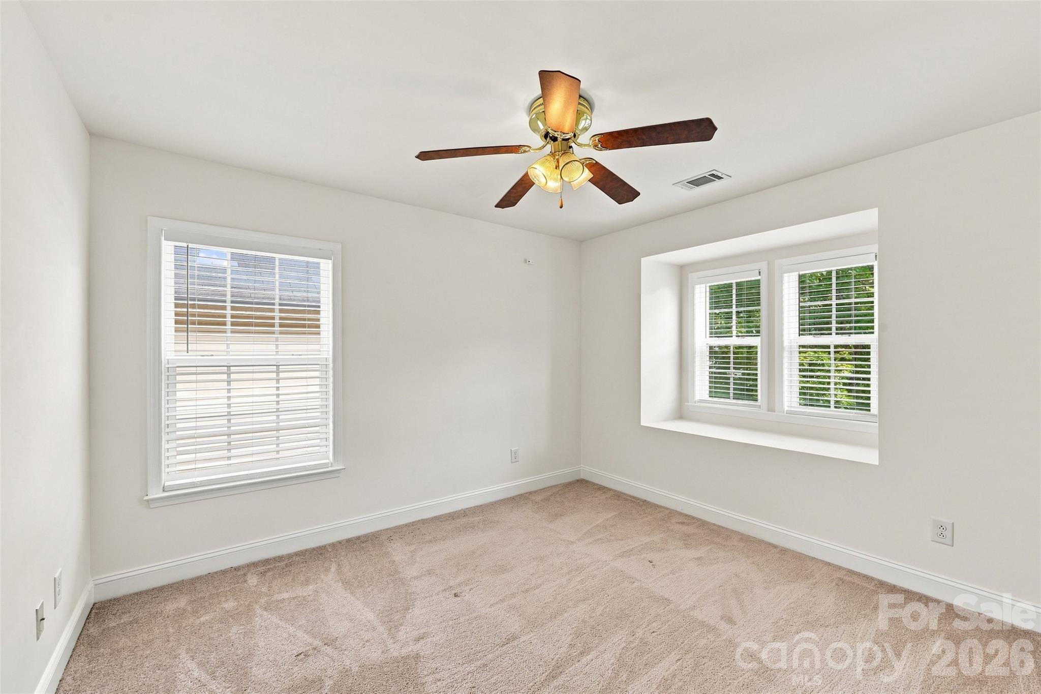 15614 Normans Landing Drive Property Photo 26
