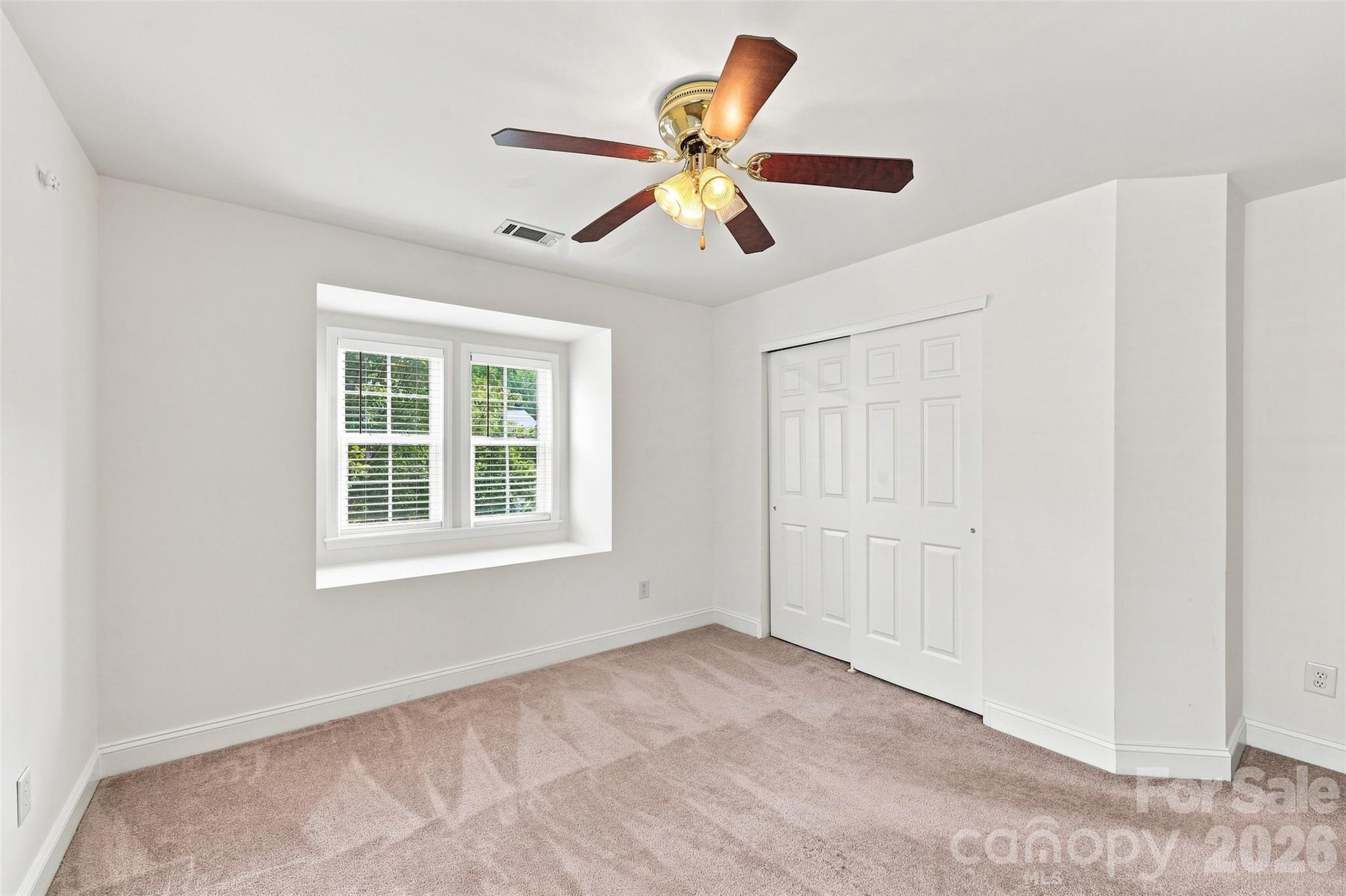 15614 Normans Landing Drive Property Photo 27