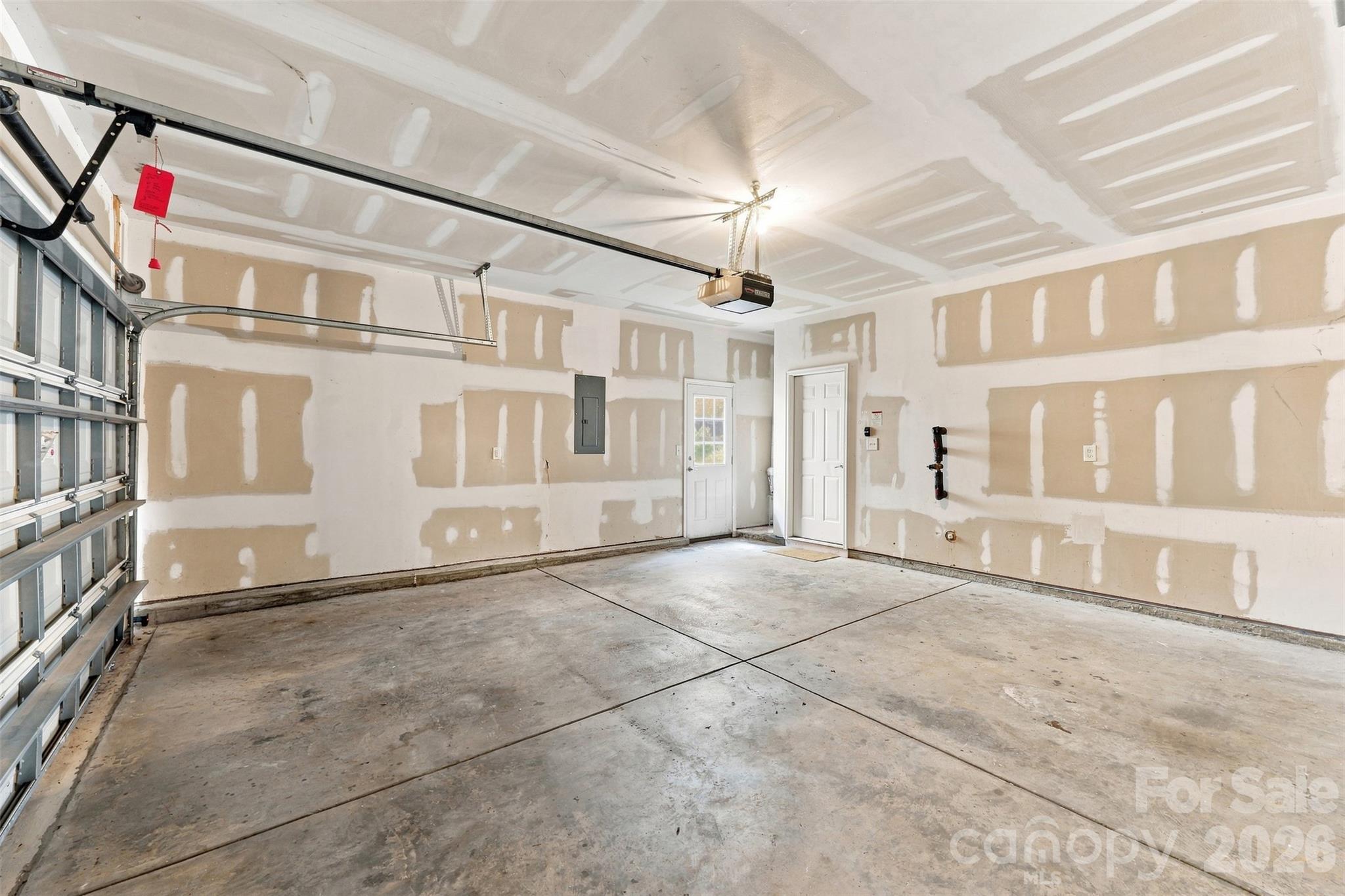15614 Normans Landing Drive Property Photo 30