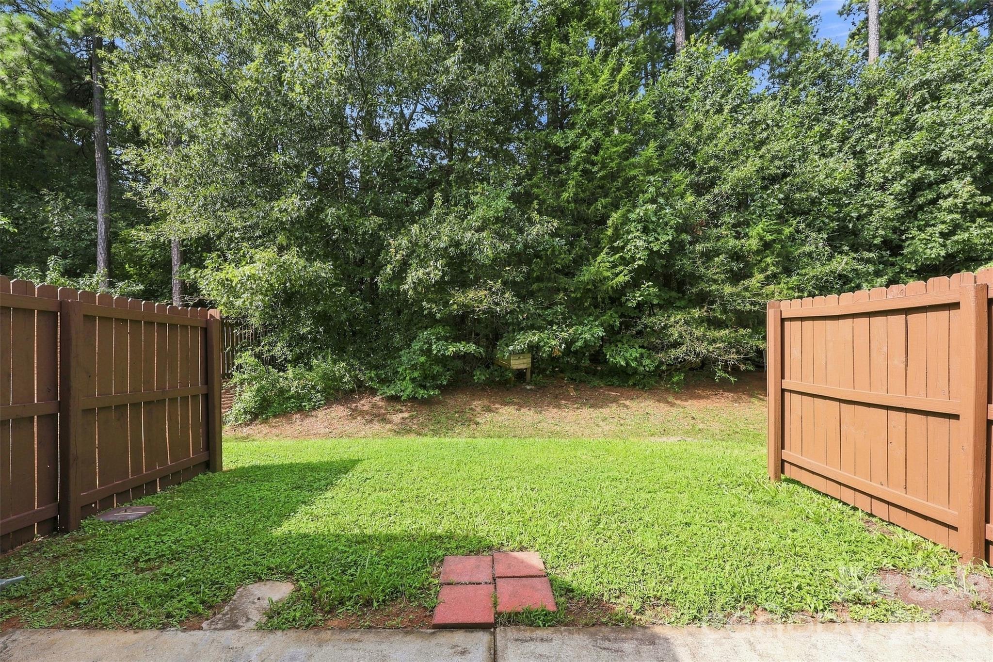 15614 Normans Landing Drive Property Photo 32