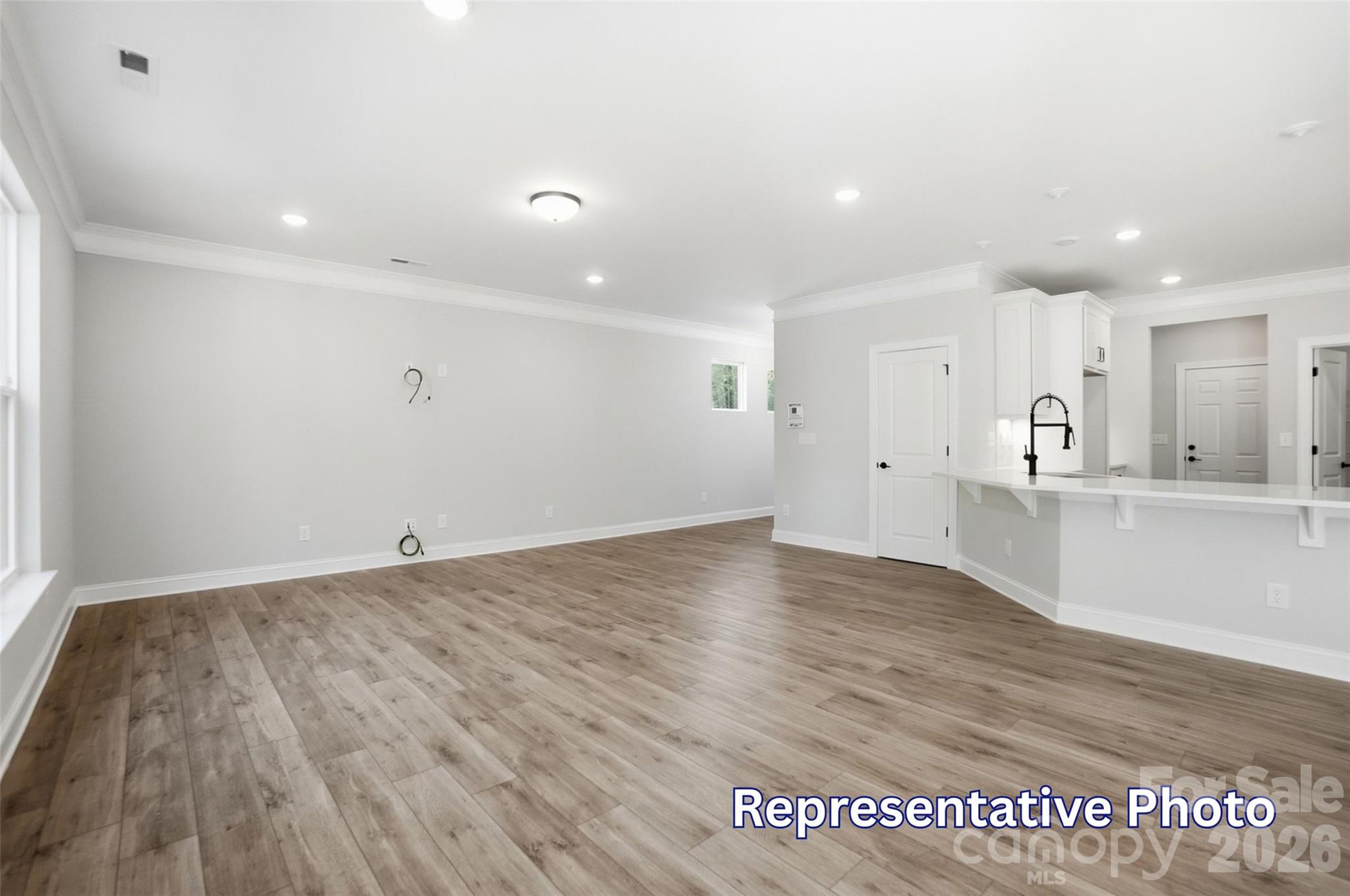 13135 Foxberry Road Property Photo 9