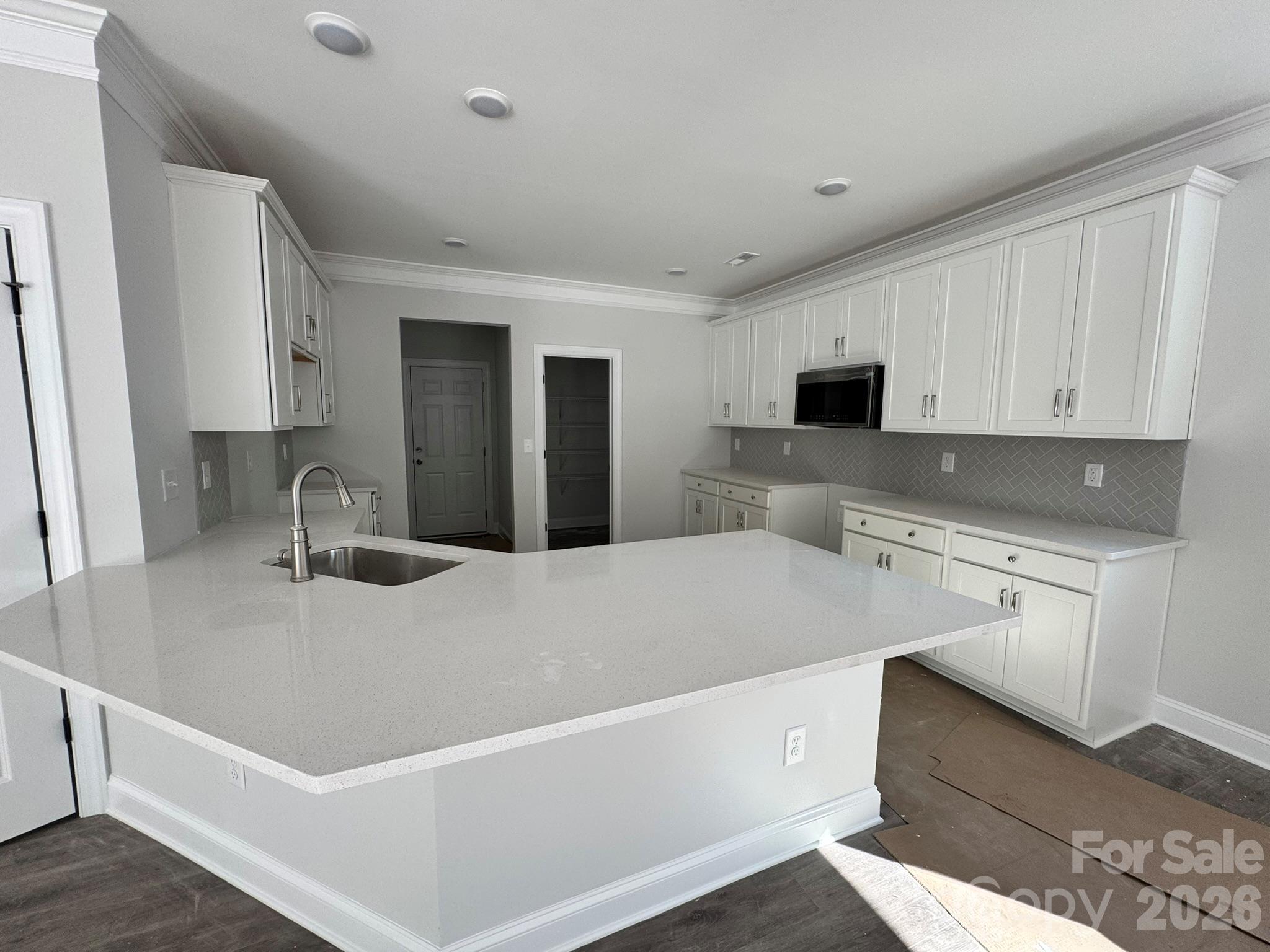 13135 Foxberry Road Property Photo 9