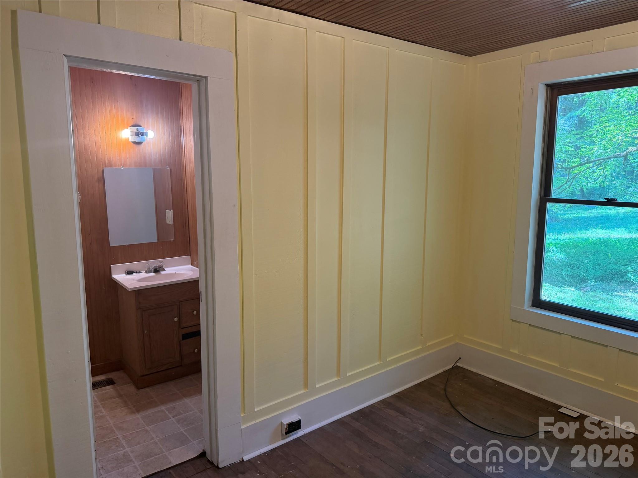 19010 Rosman Highway Property Photo 14