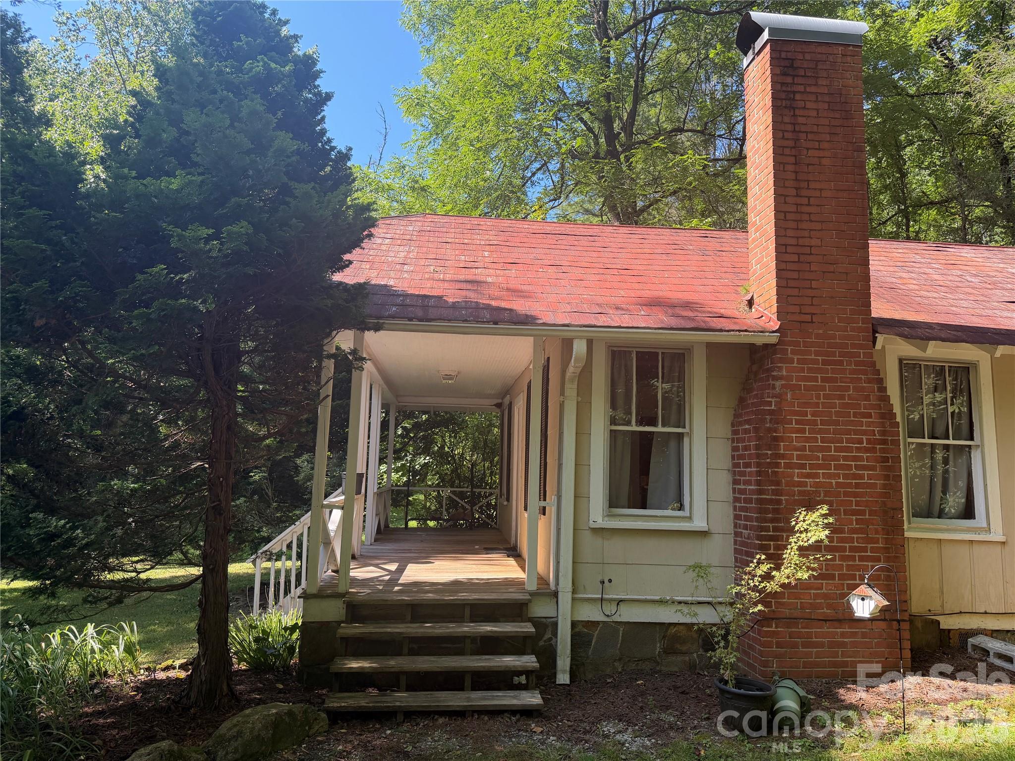 19010 Rosman Highway Property Photo 32