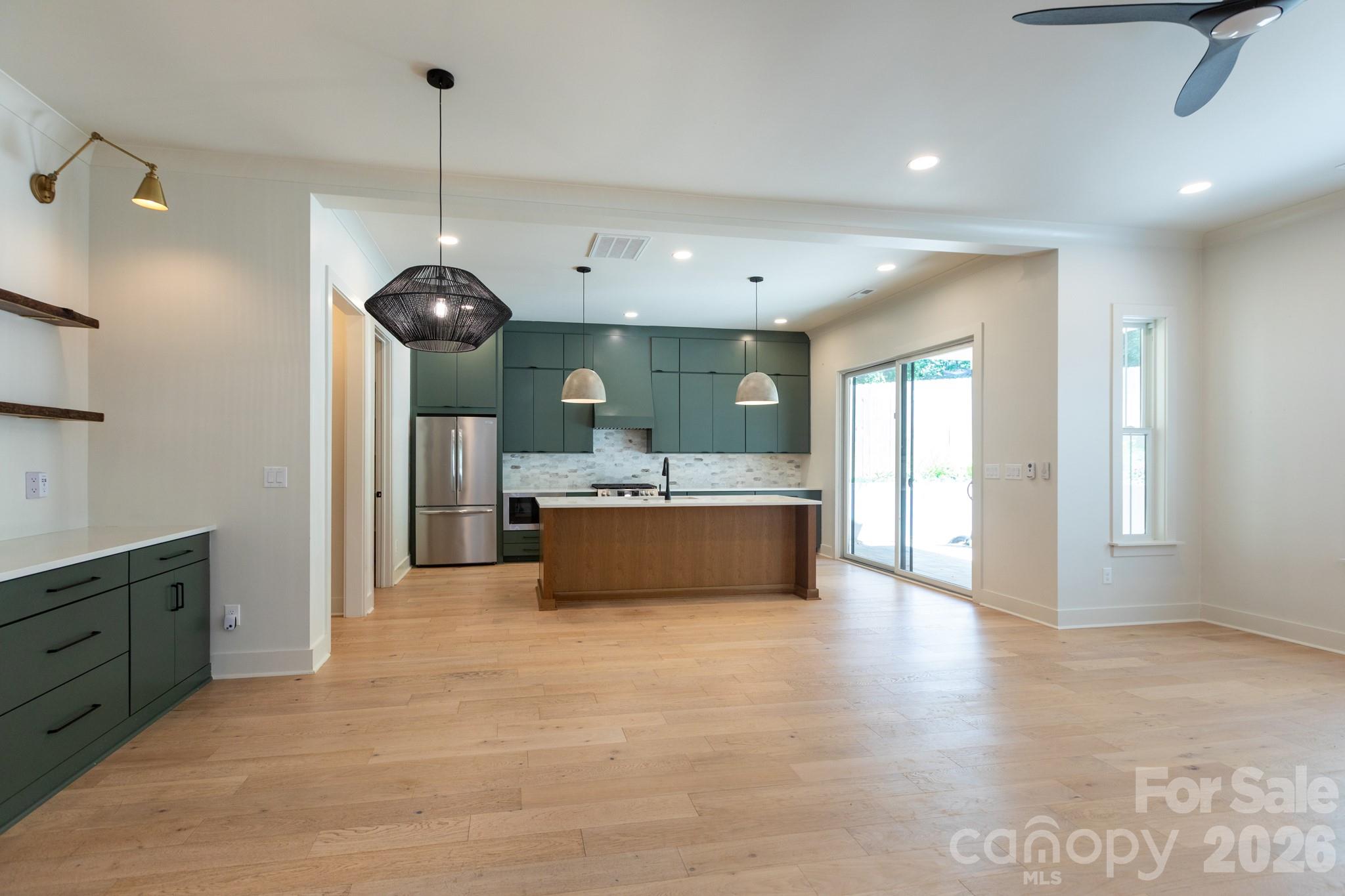 1602 Herrin Avenue Property Photo 4