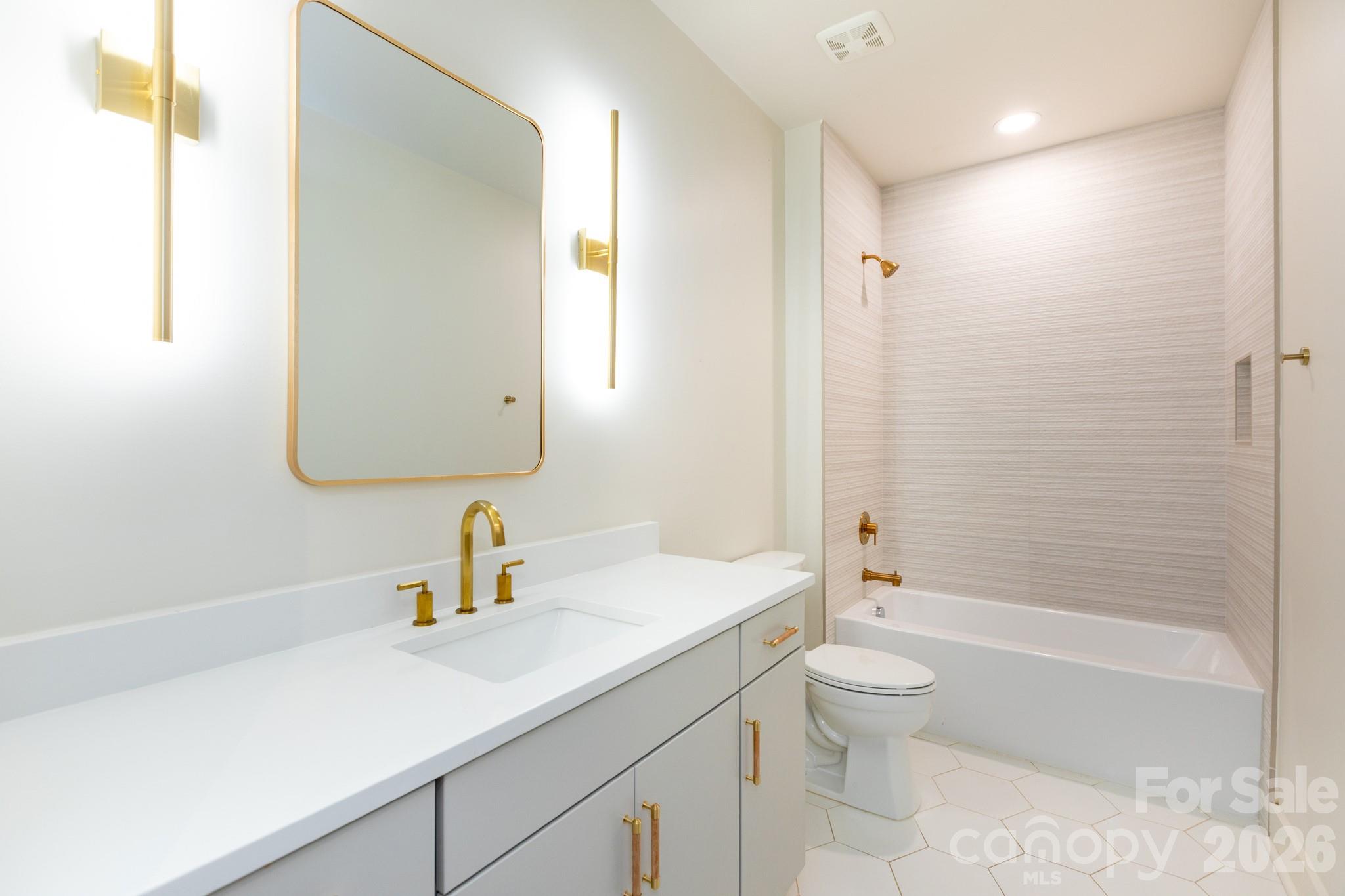 1602 Herrin Avenue Property Photo 34