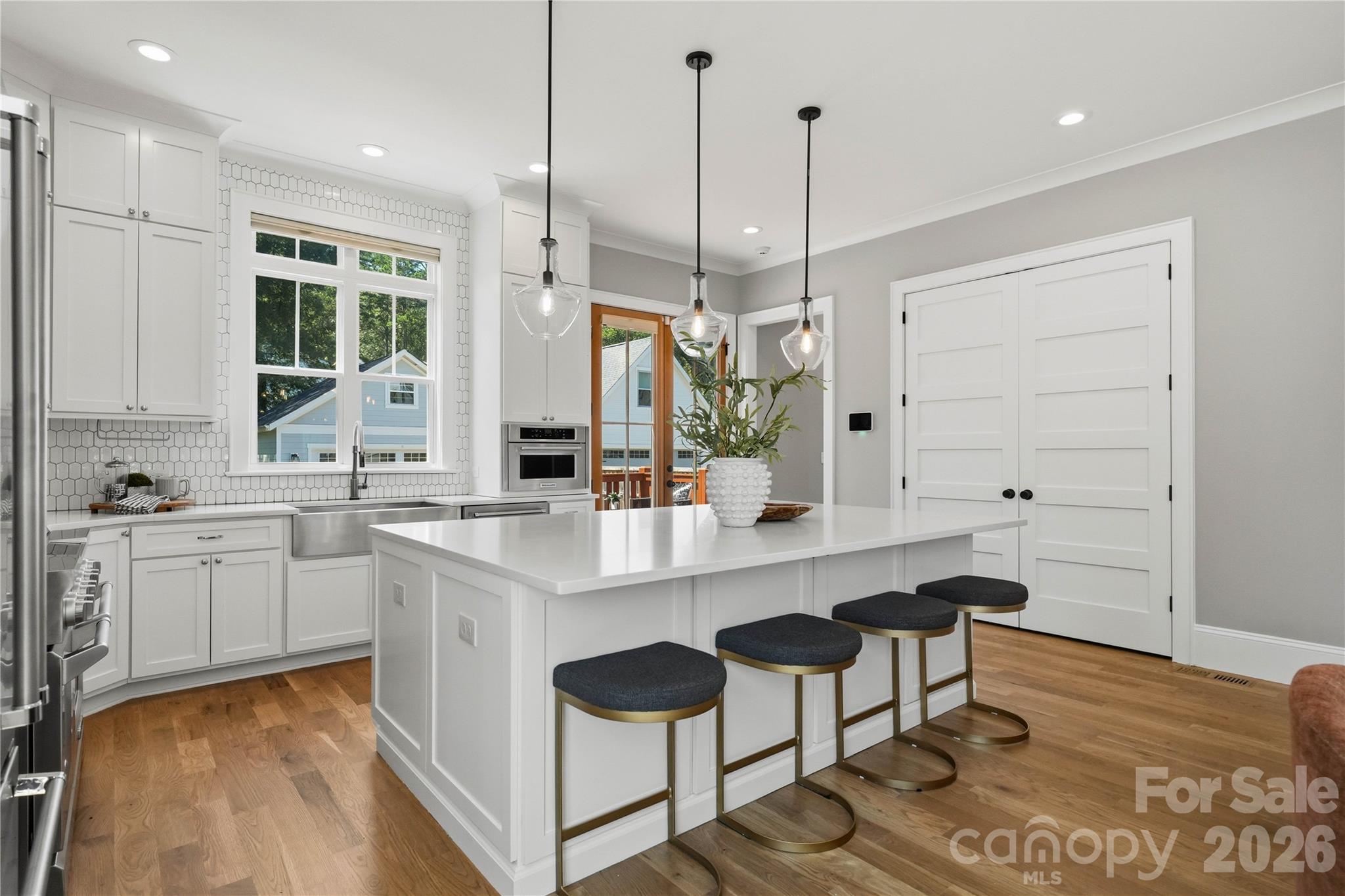 4342 Walker Road Property Photo 11