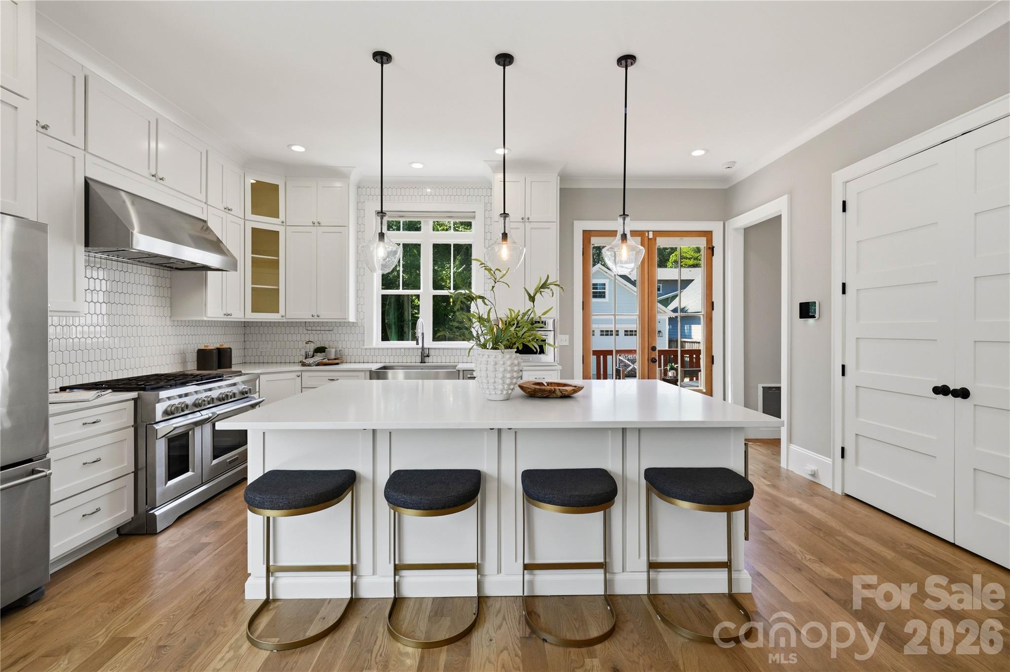 4342 Walker Road Property Photo 12