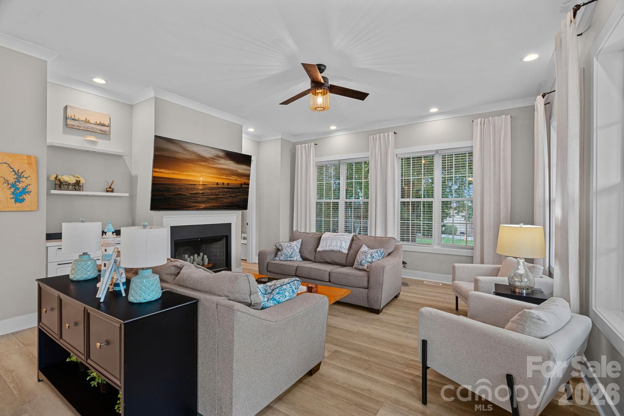 135 Surfside Lane Property Photo 12