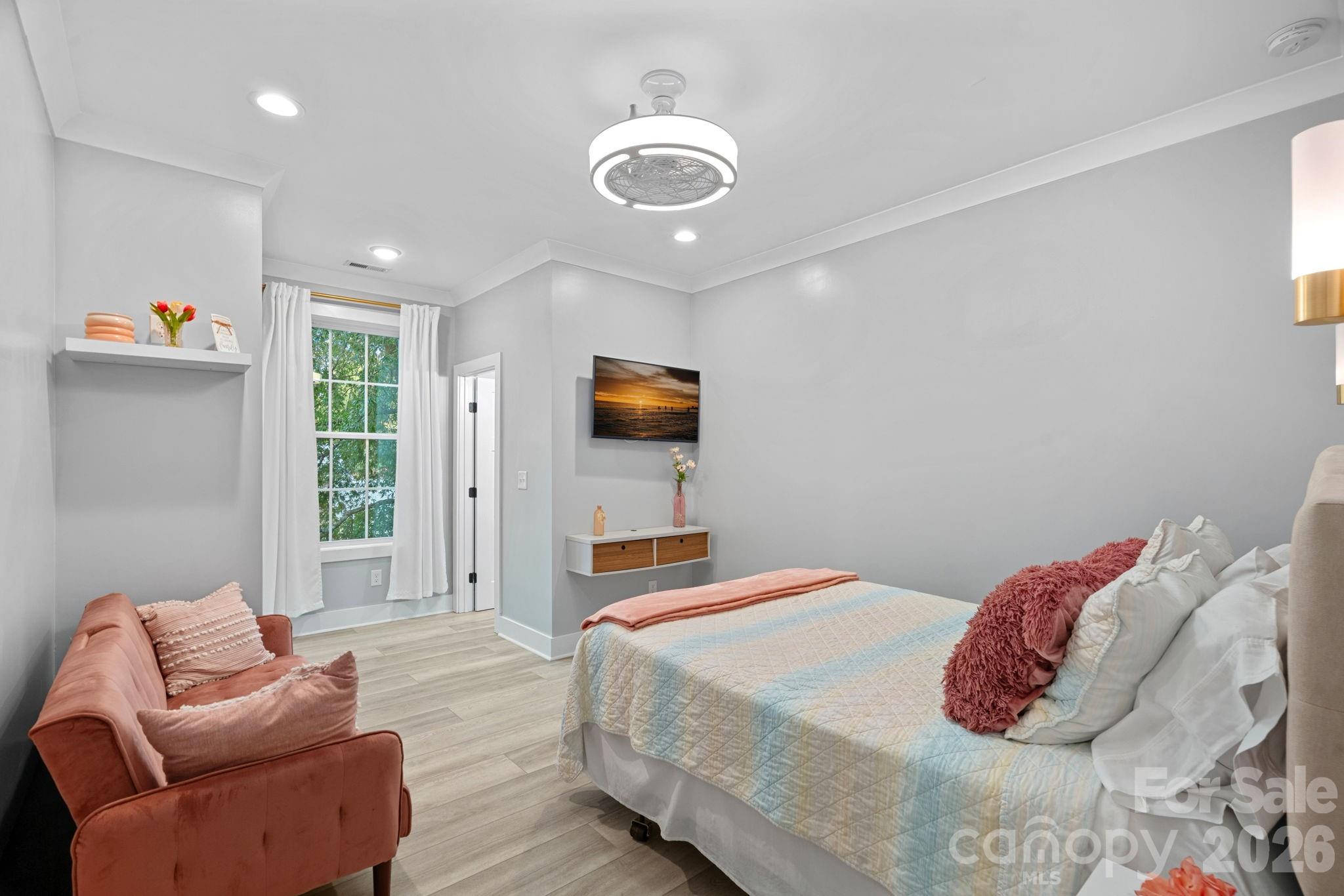 135 Surfside Lane Property Photo 23