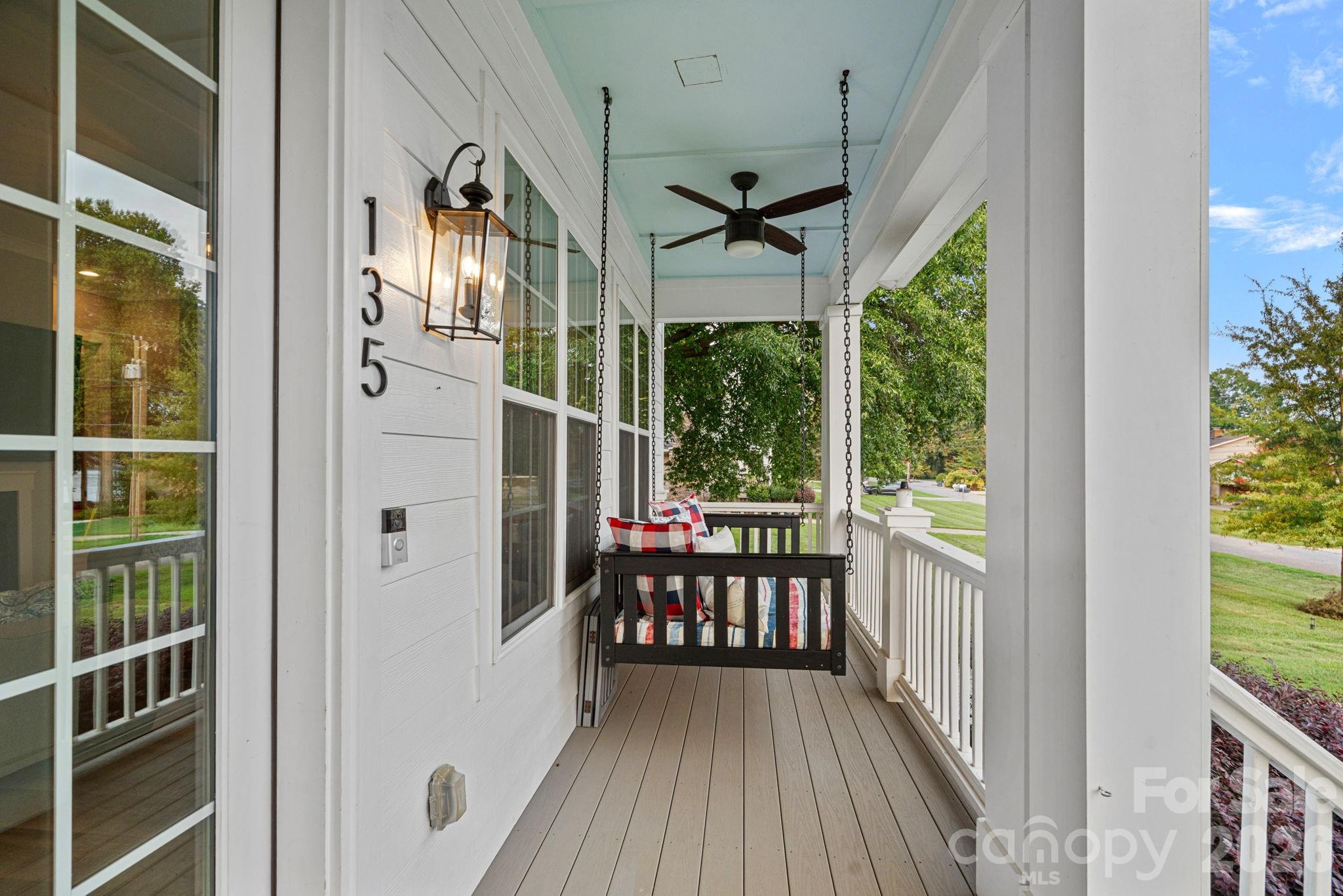 135 Surfside Lane Property Photo 27