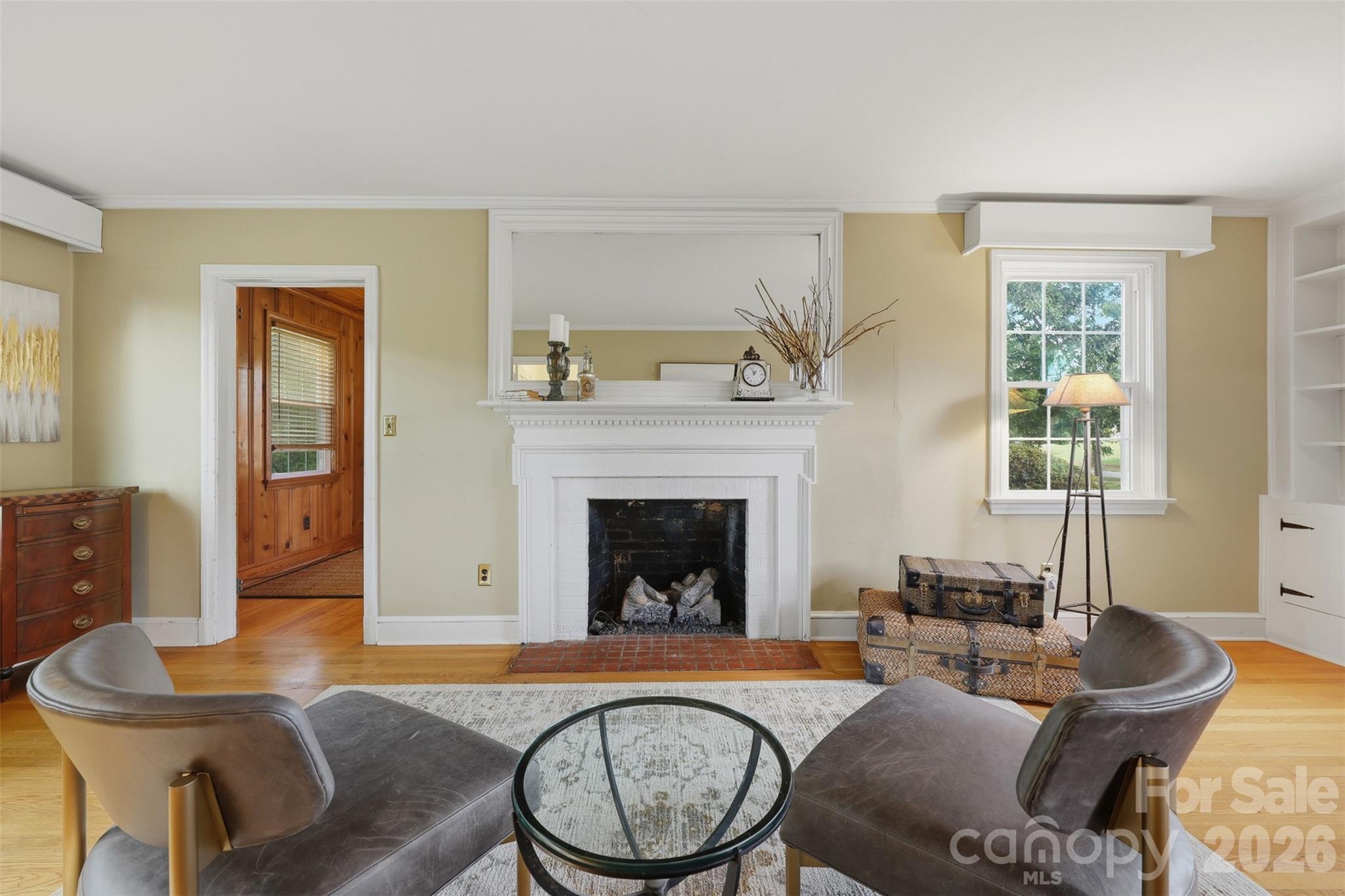330 S Center Street Property Photo 6