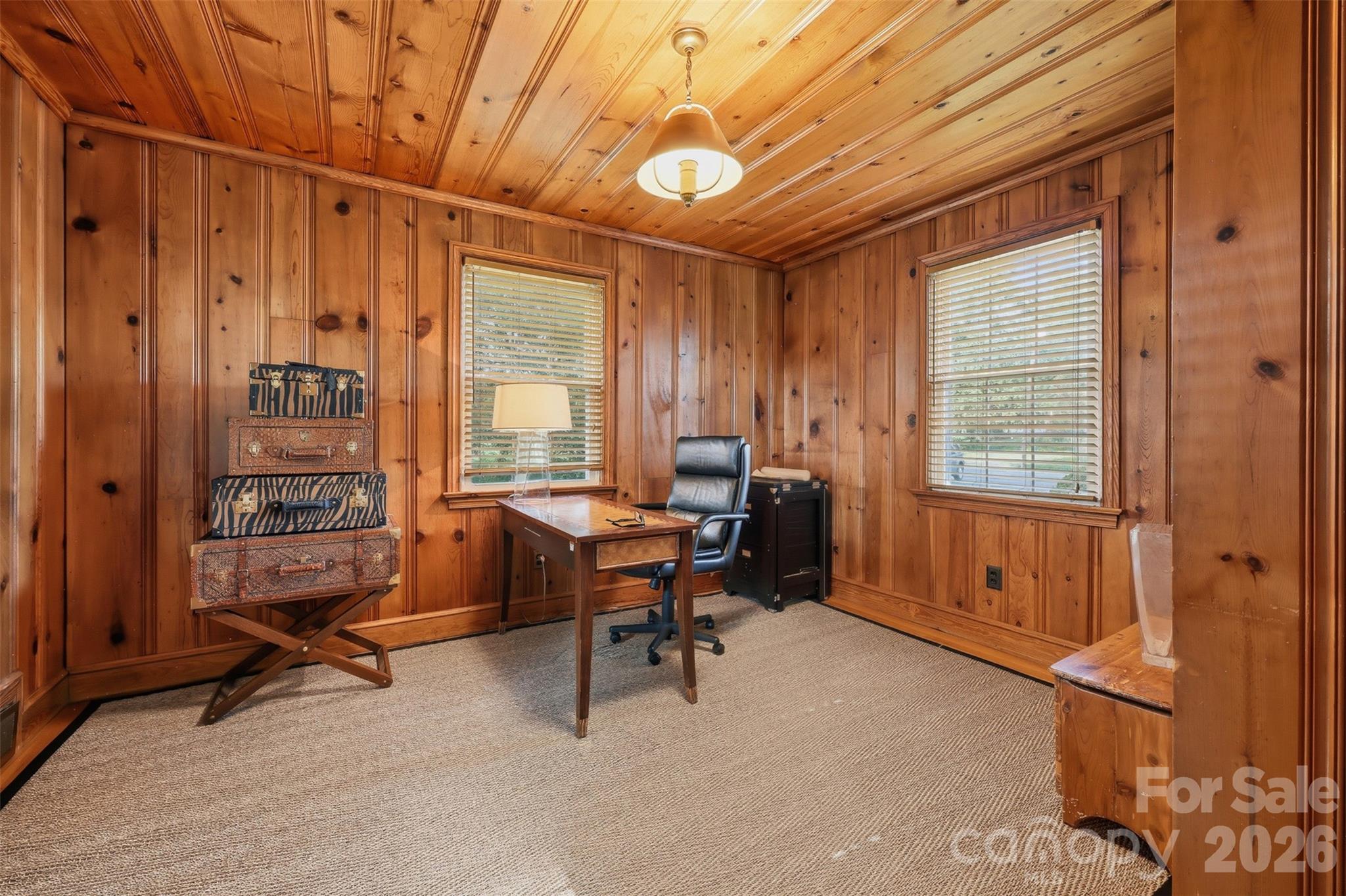 330 S Center Street Property Photo 18