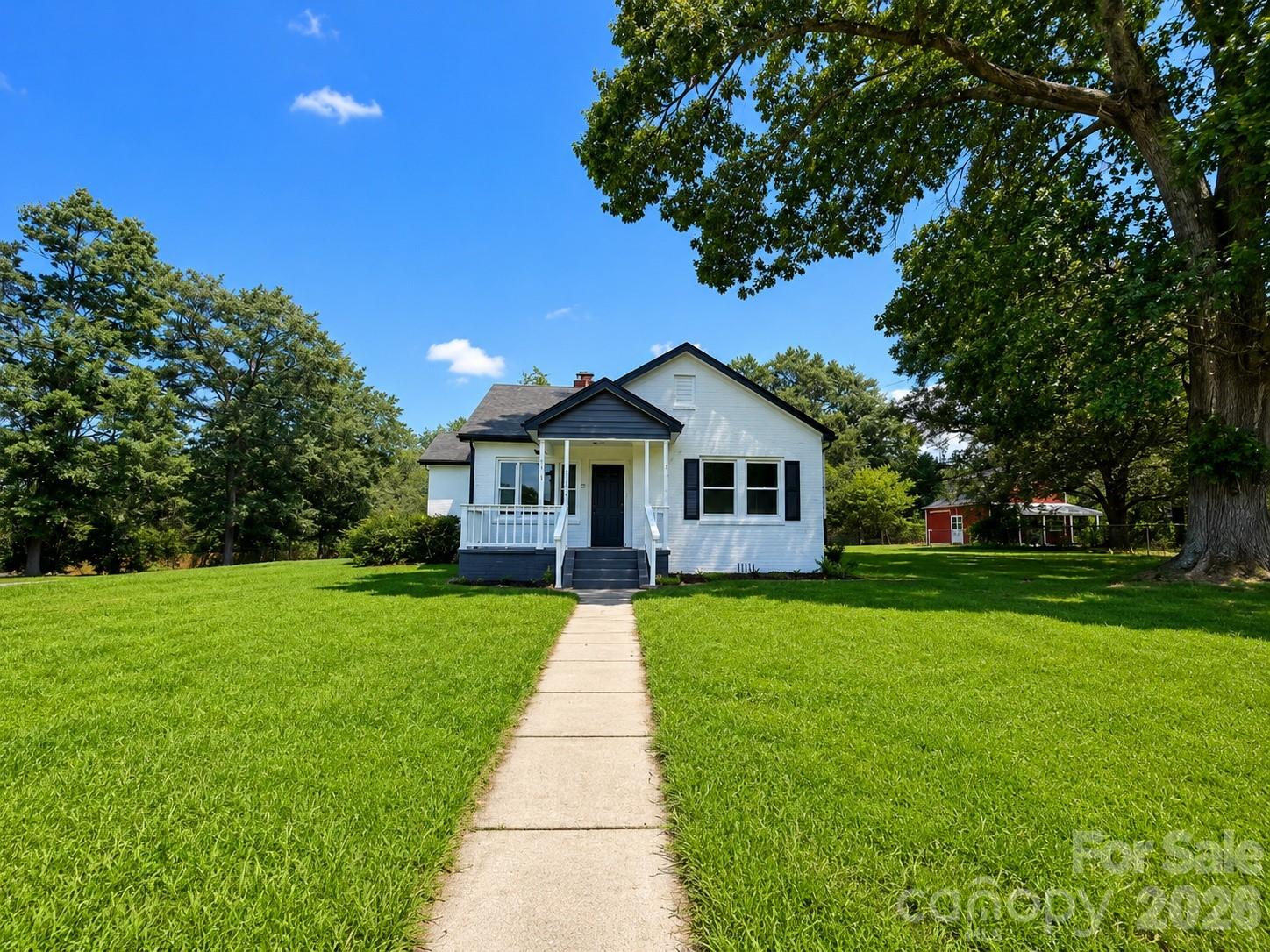302 S Myrtle School Road Property Photo 1