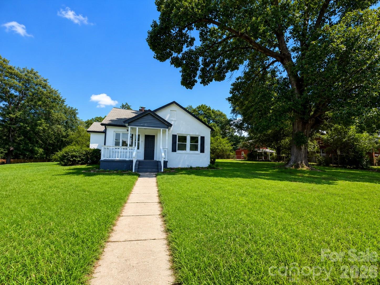 302 S Myrtle School Road Property Photo 3