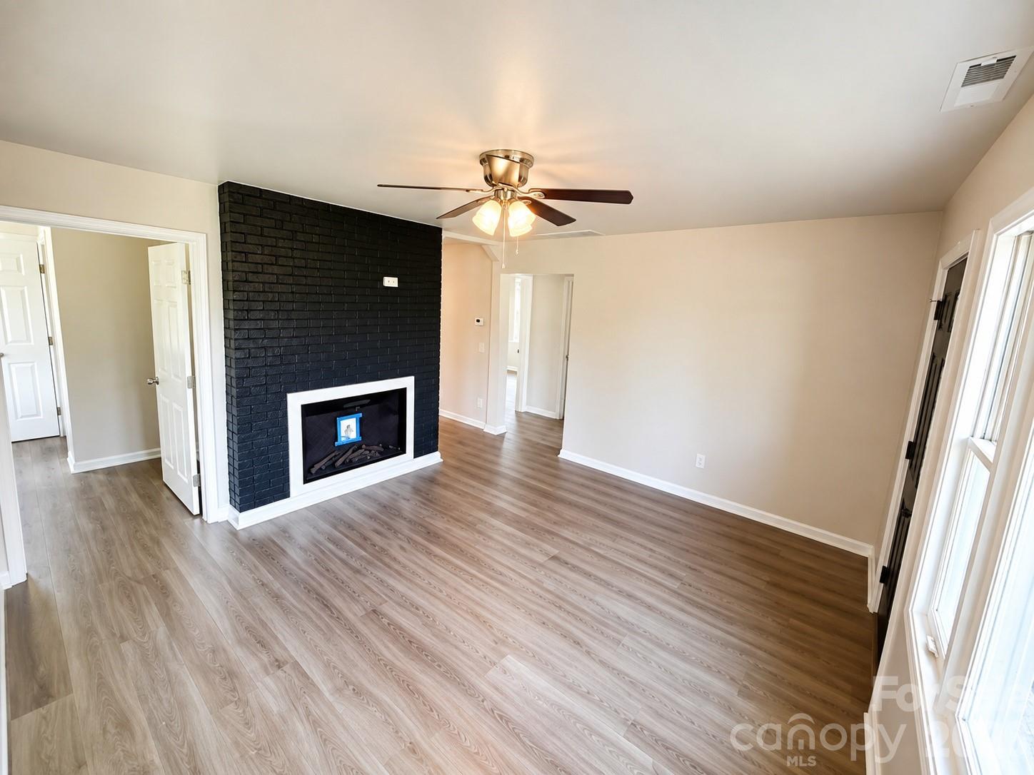 302 S Myrtle School Road Property Photo 9