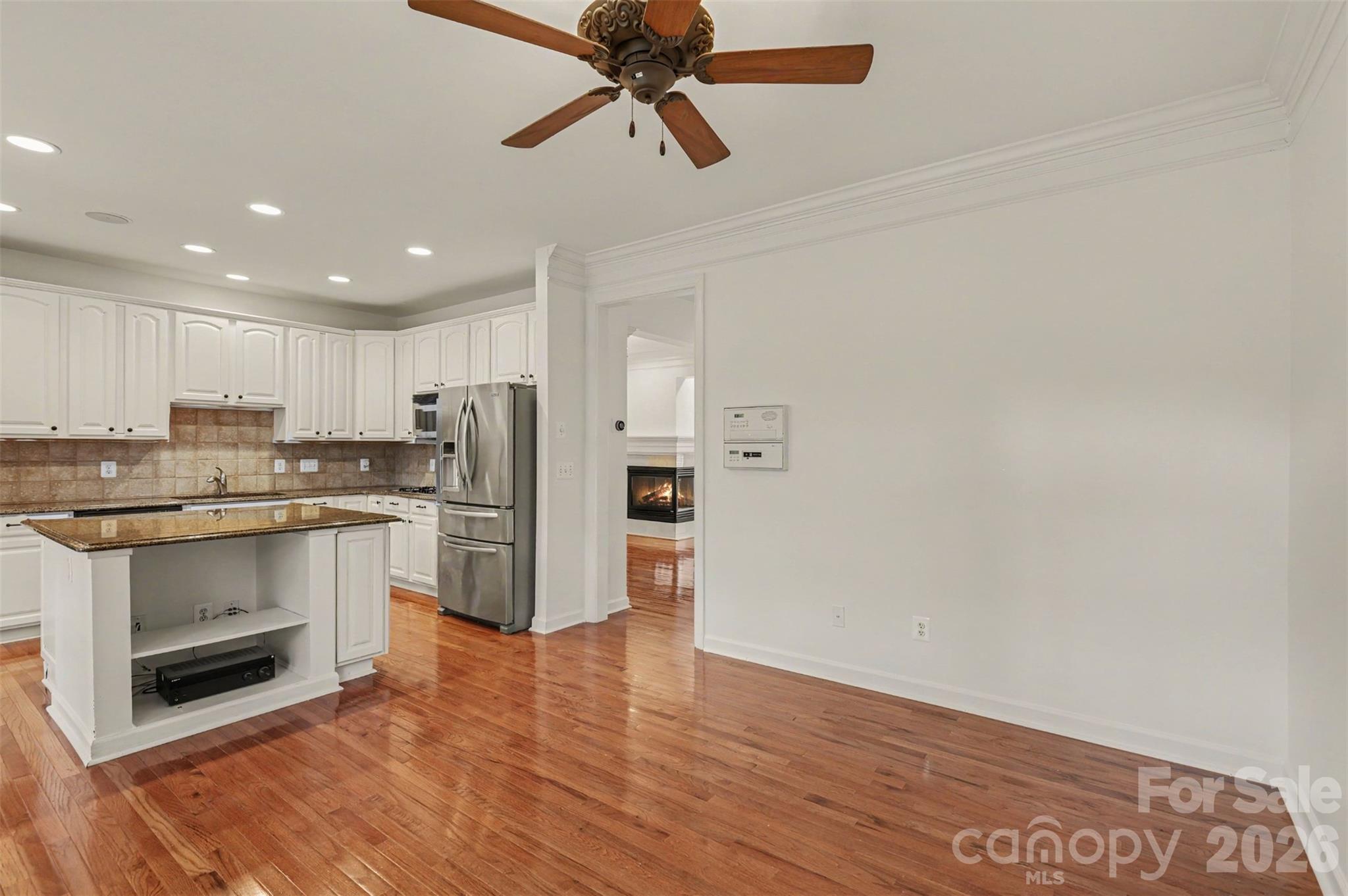 3251 Luke Crossing Drive Property Photo 7
