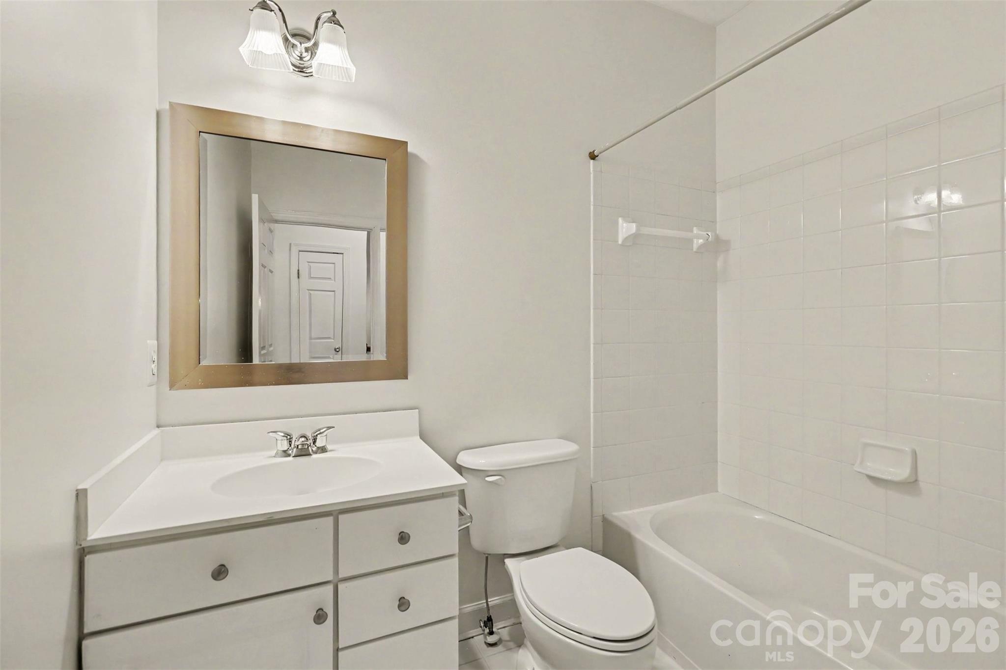 3251 Luke Crossing Drive Property Photo 20